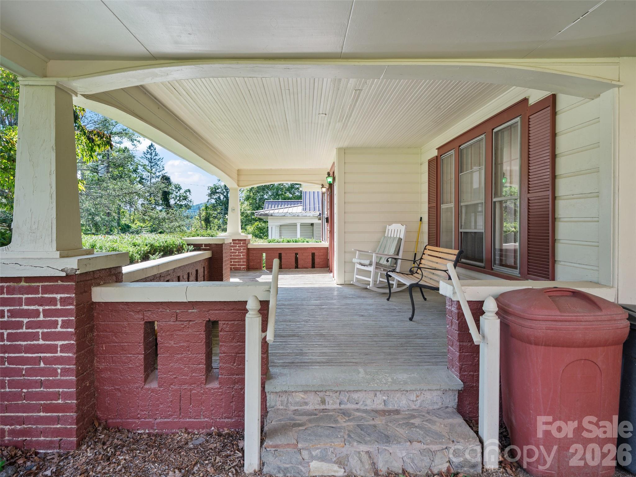 147 Walnut Avenue Property Photo 26