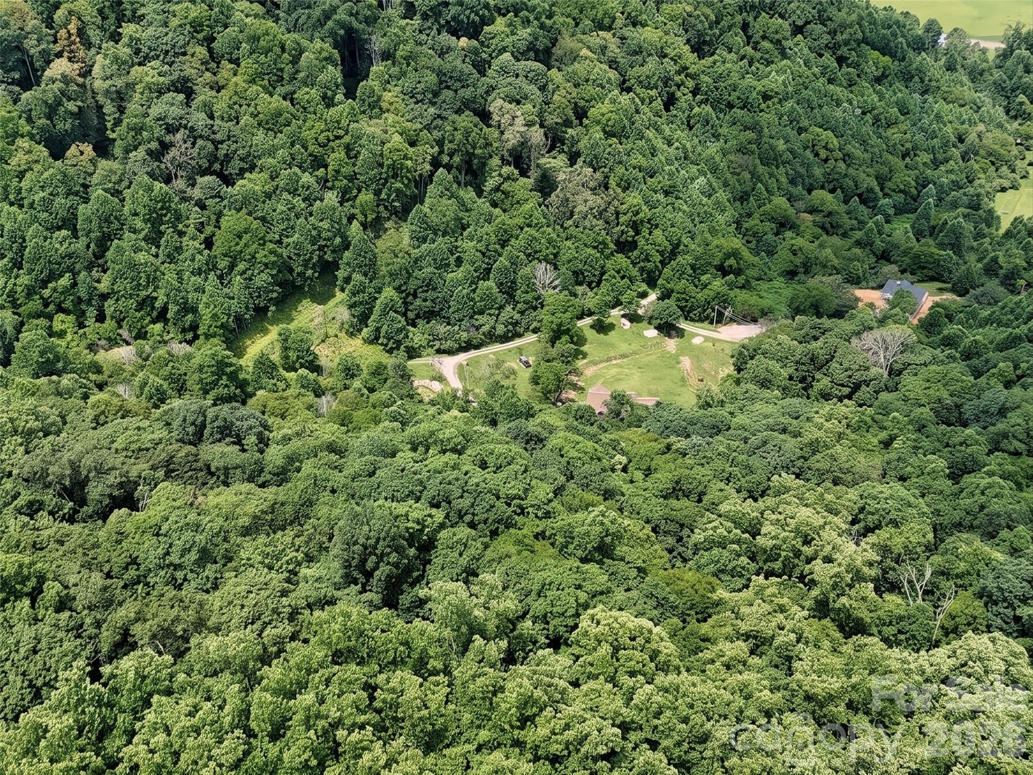 00 Wayward Cove Property Photo 13