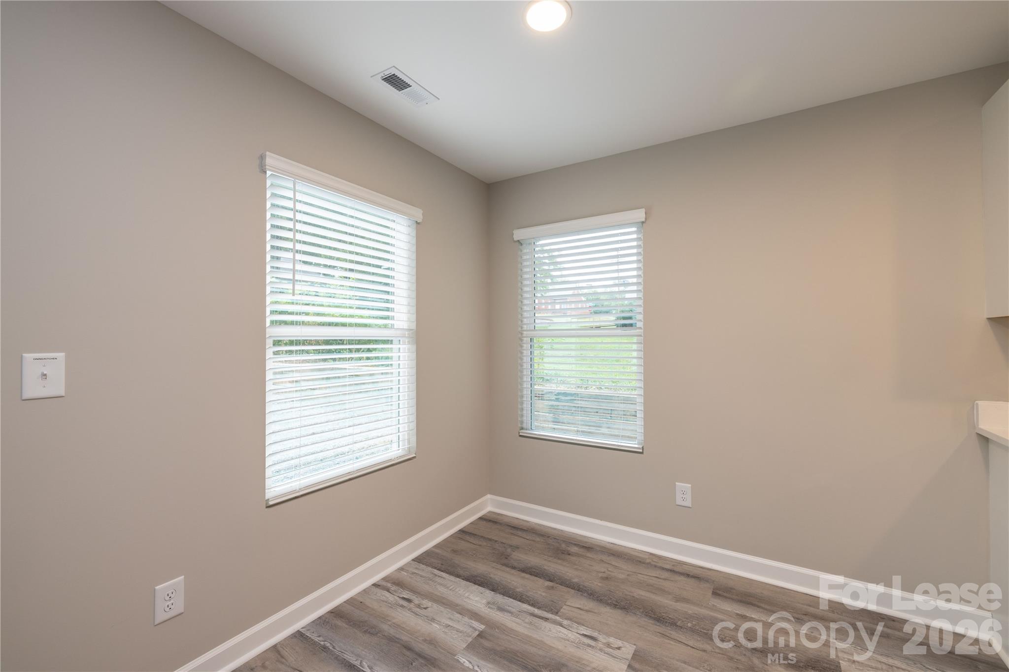 810 Long Street Property Photo 10