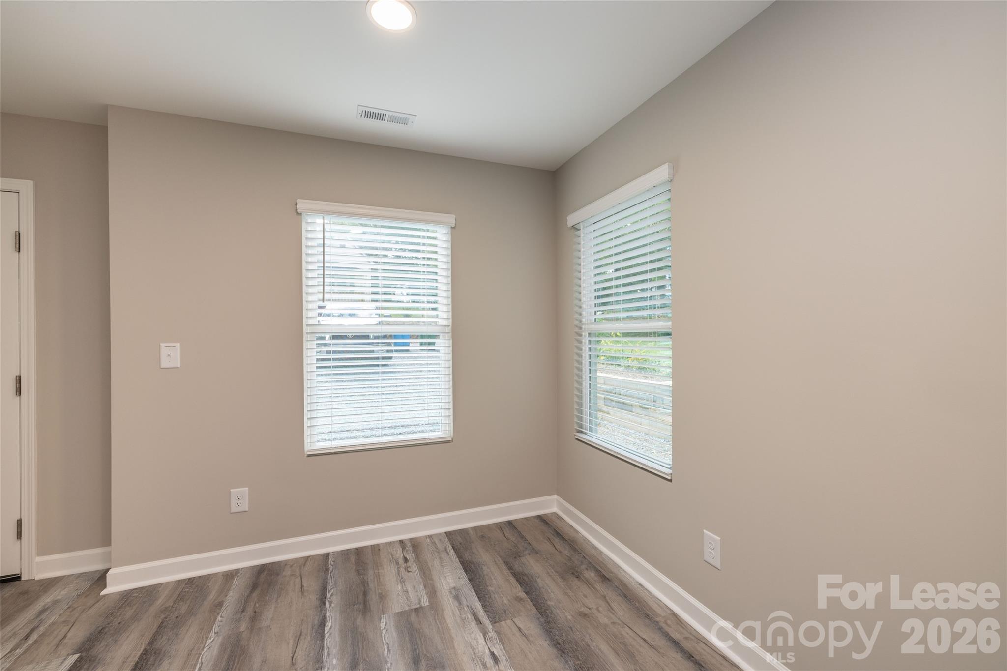 810 Long Street Property Photo 11