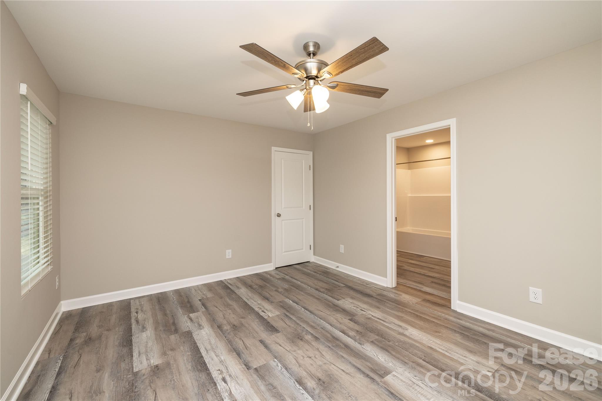 810 Long Street Property Photo 32