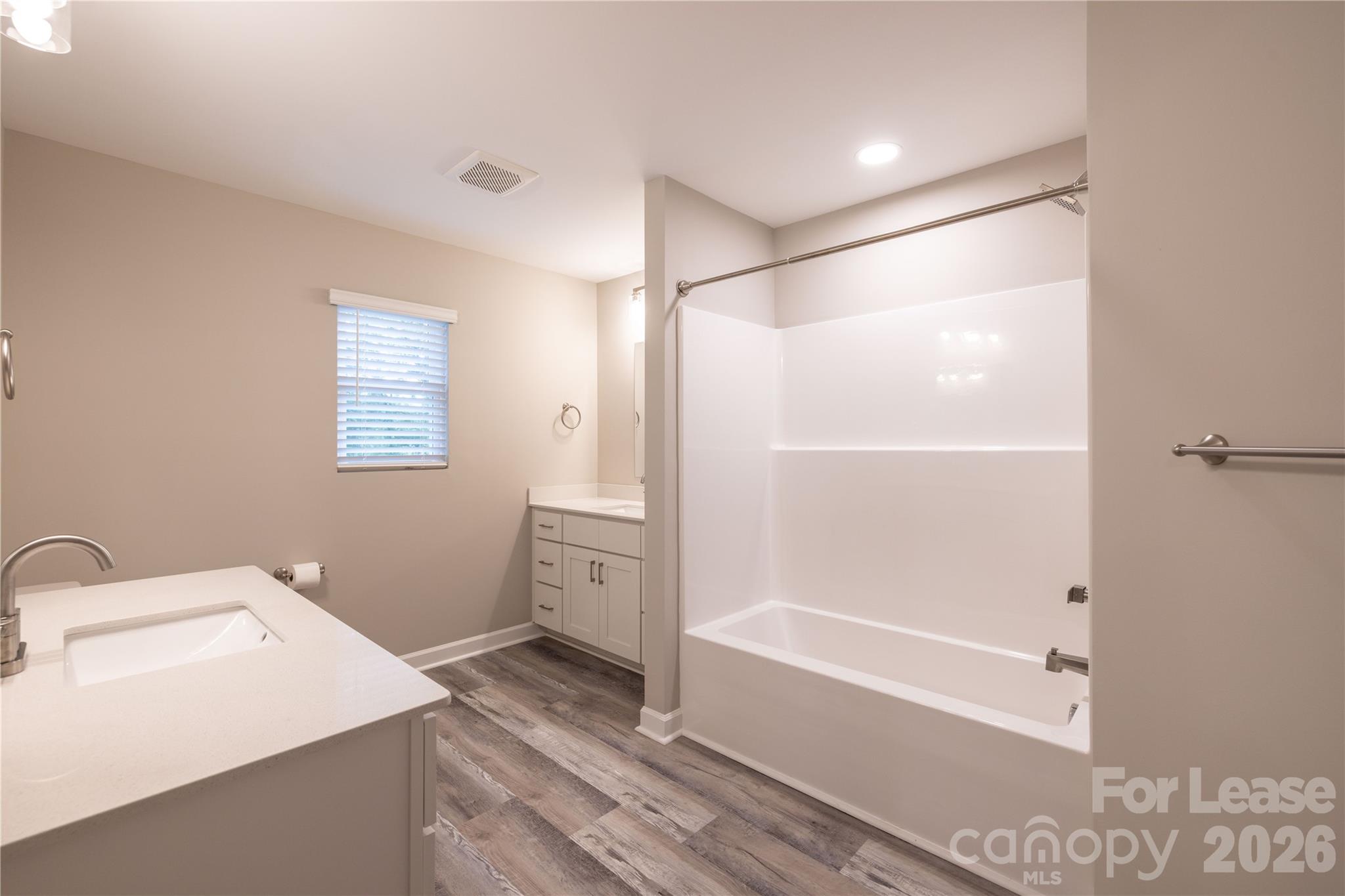 810 Long Street Property Photo 35