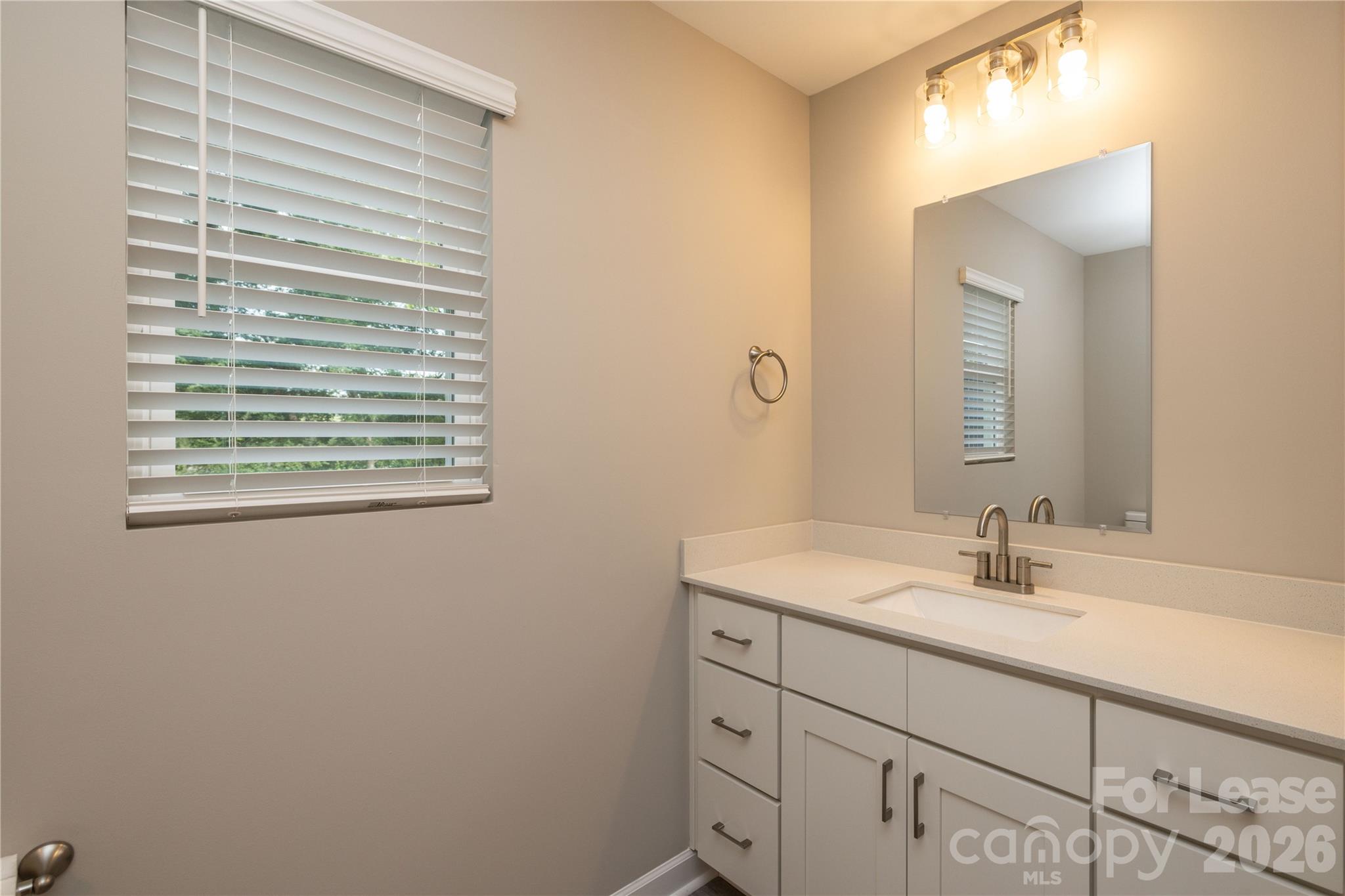 810 Long Street Property Photo 37