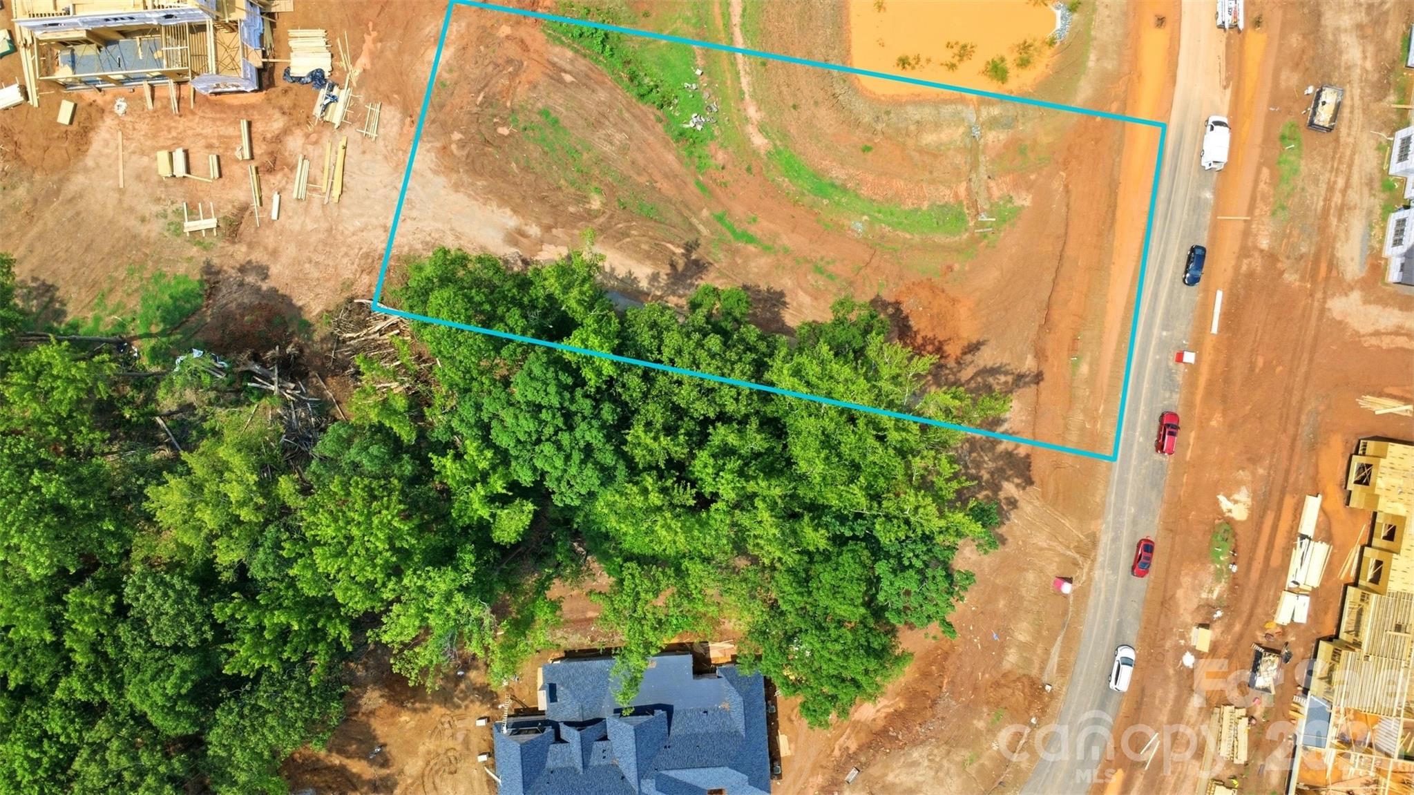 1025 Maxwell Court Property Photo 8