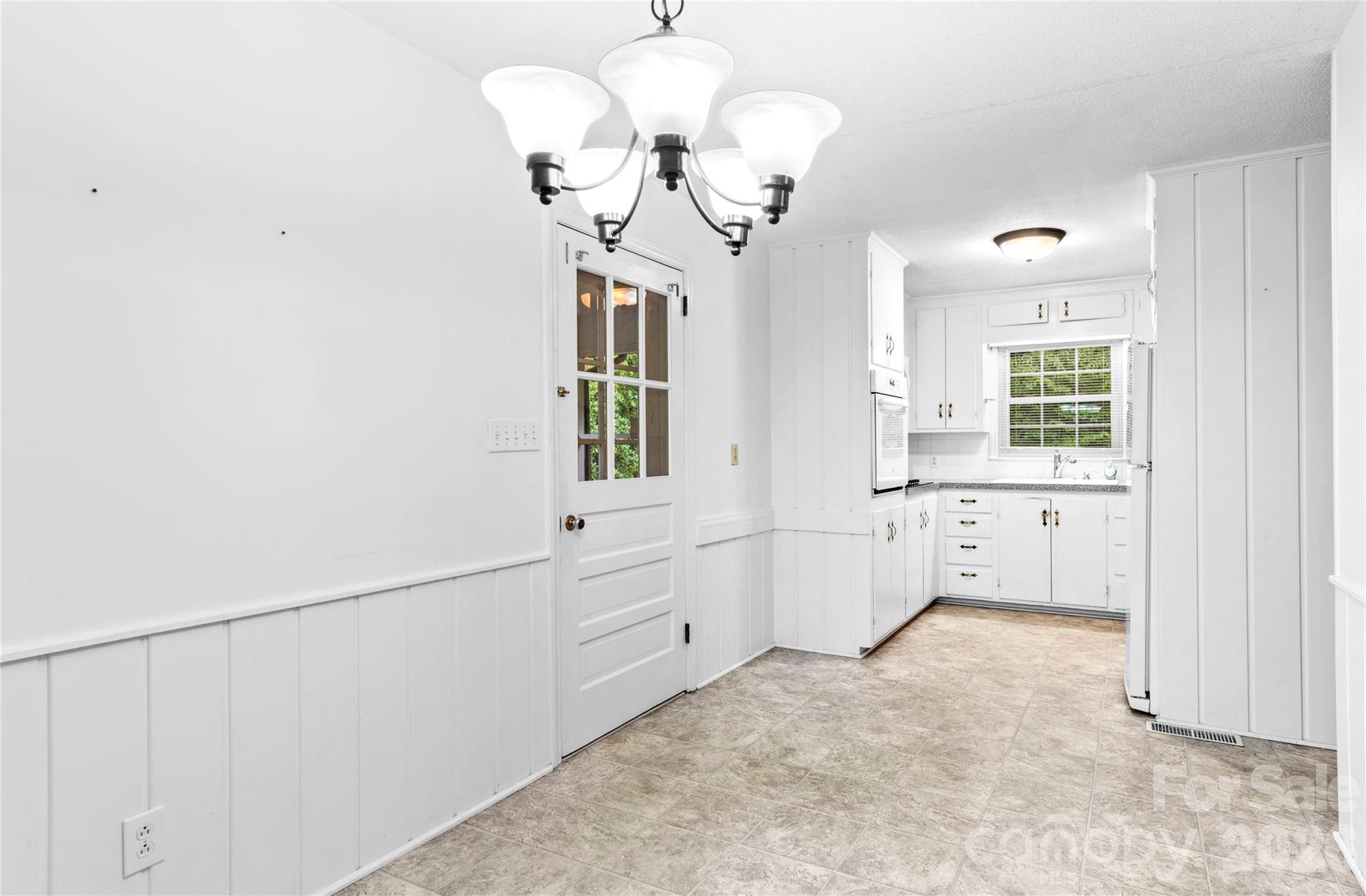 153 Shady Lane Property Photo 11