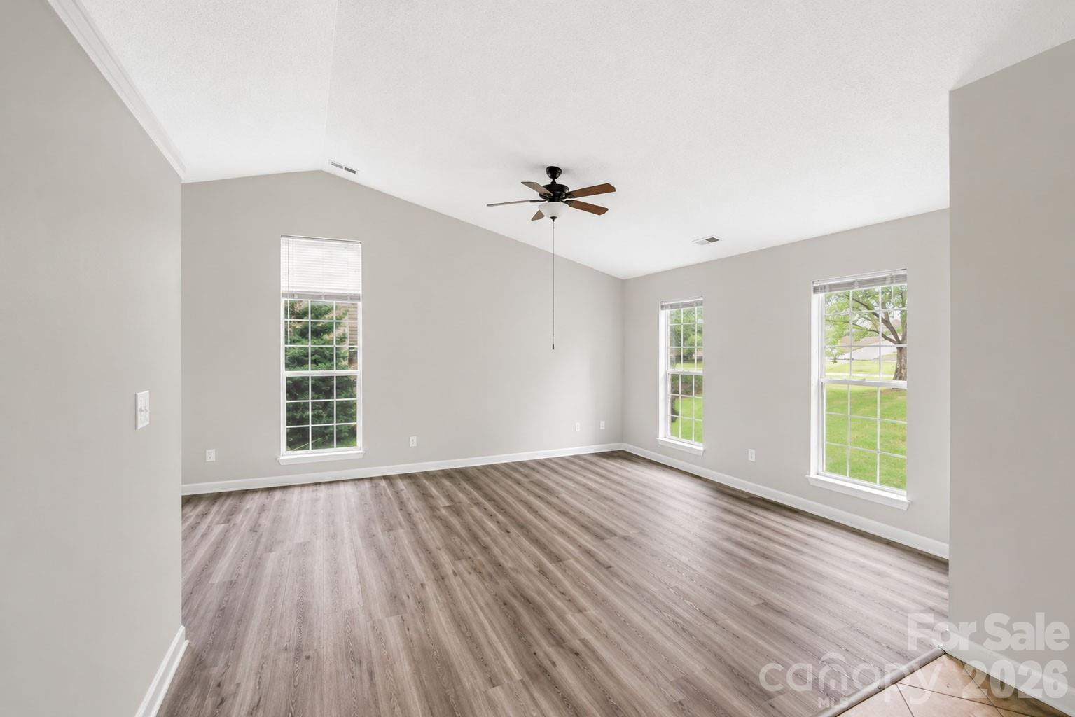 1828 Sugar Hollow Drive Property Photo 10