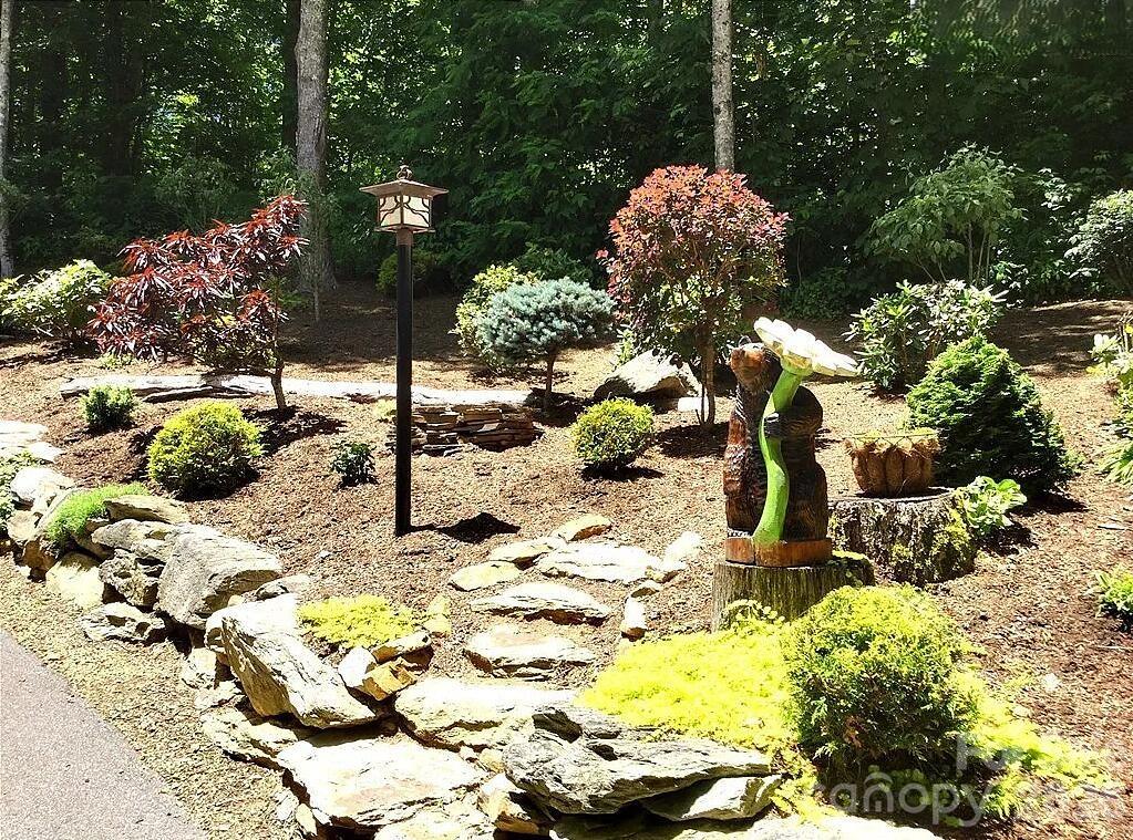 811 Hemlock Drive Property Photo 13