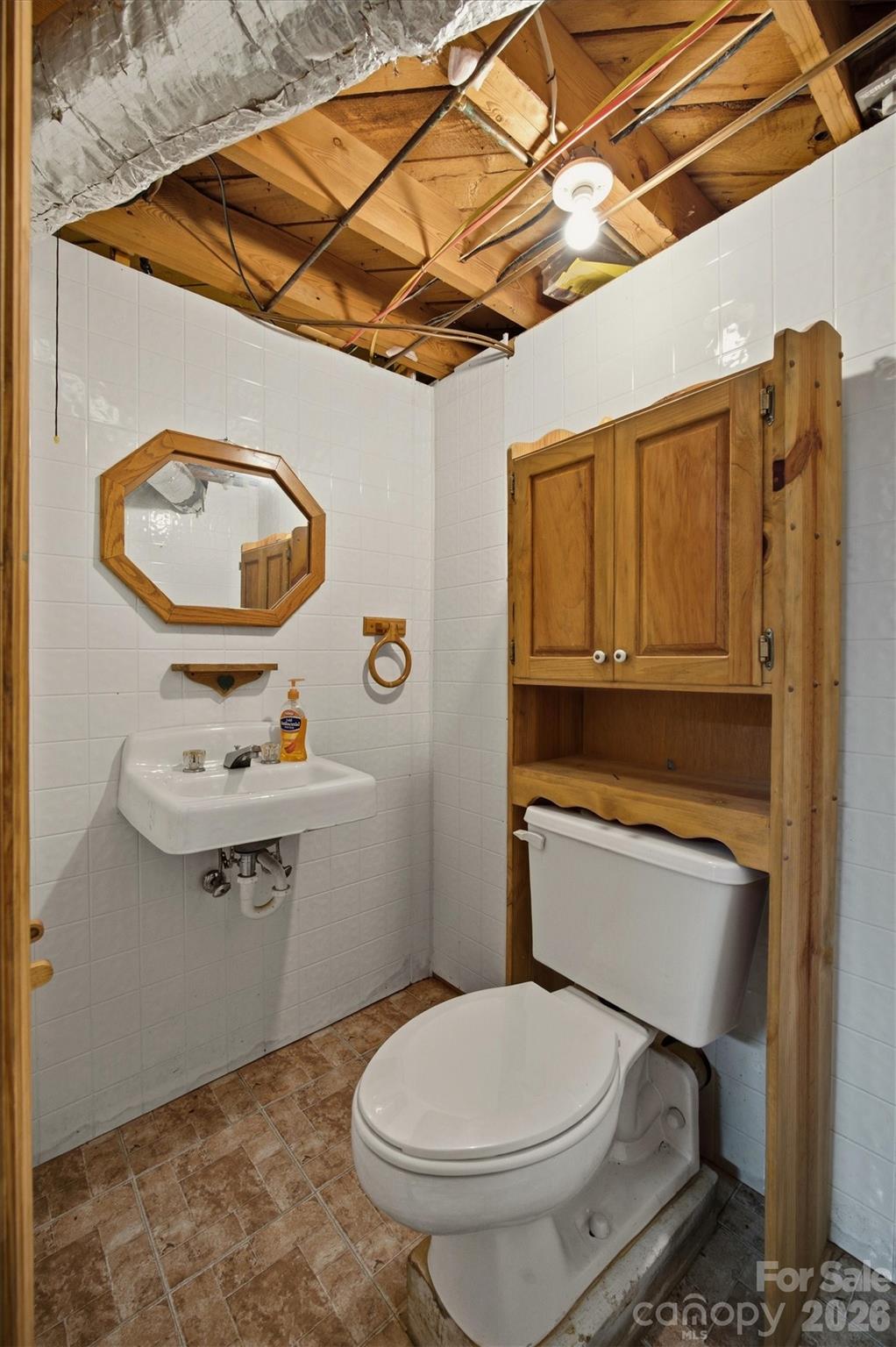 1082 Maple Street Property Photo 20