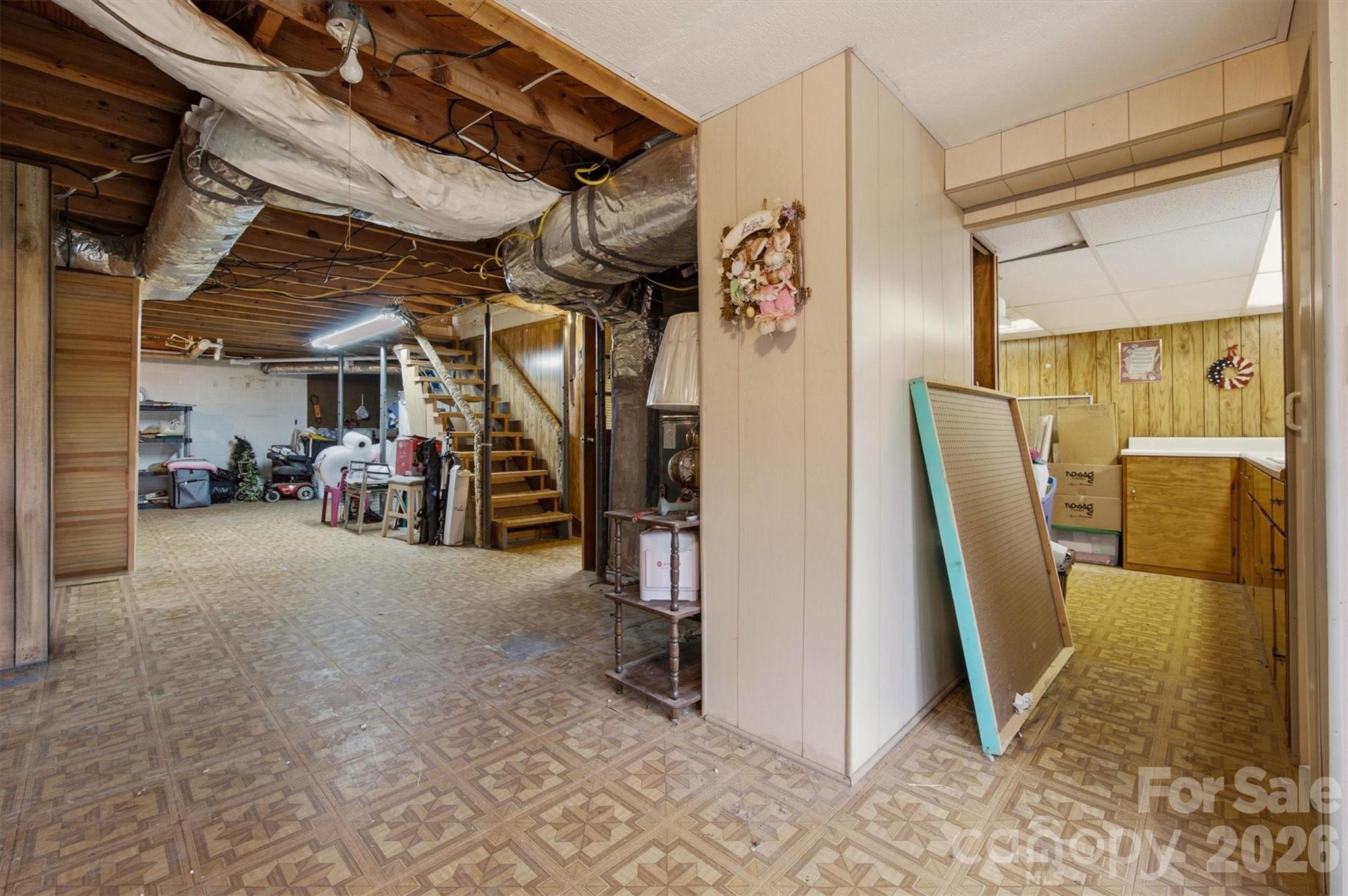 1082 Maple Street Property Photo 23
