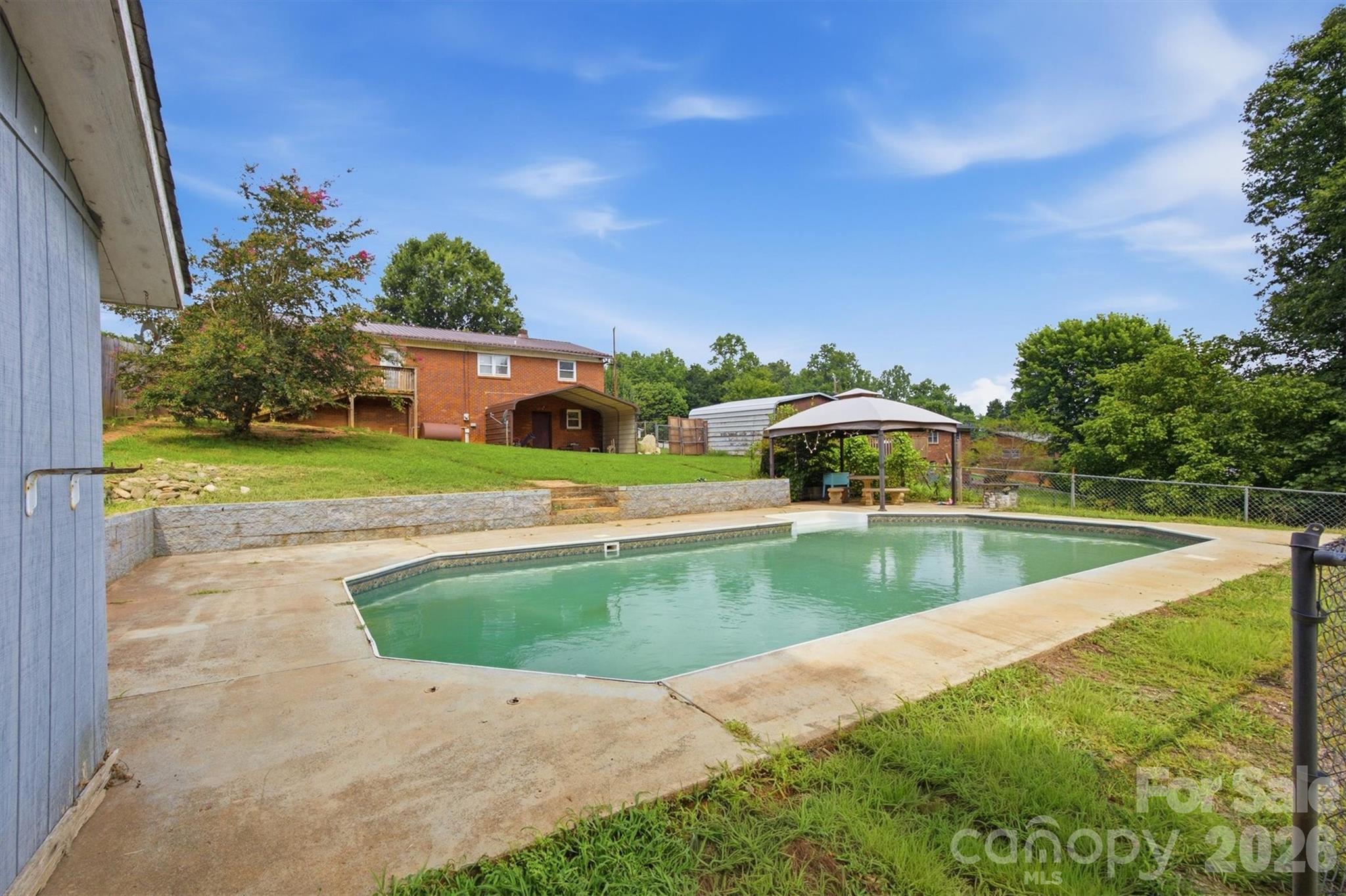 1082 Maple Street Property Photo 28