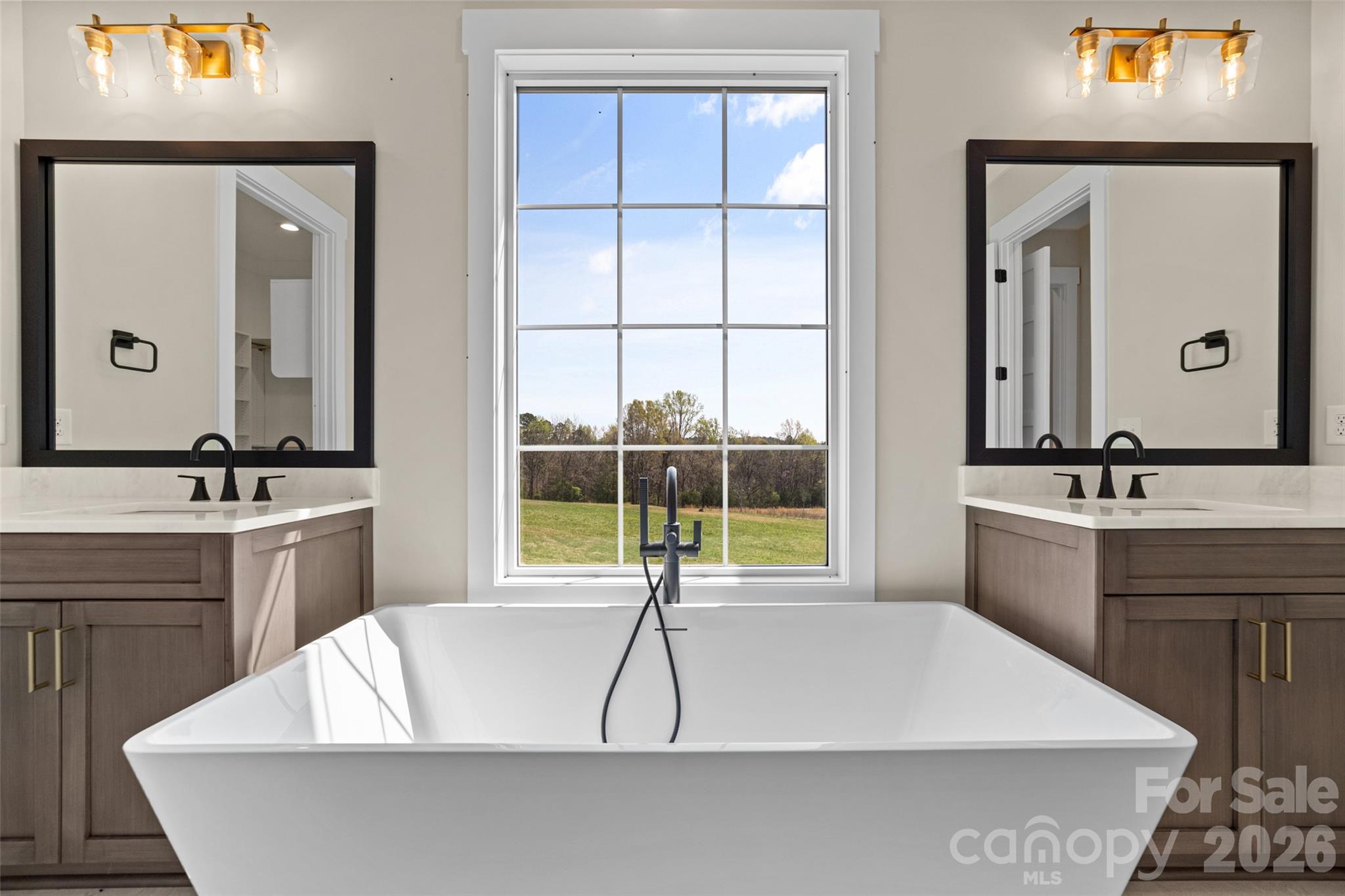 3973 Valley View Circle Property Photo 24