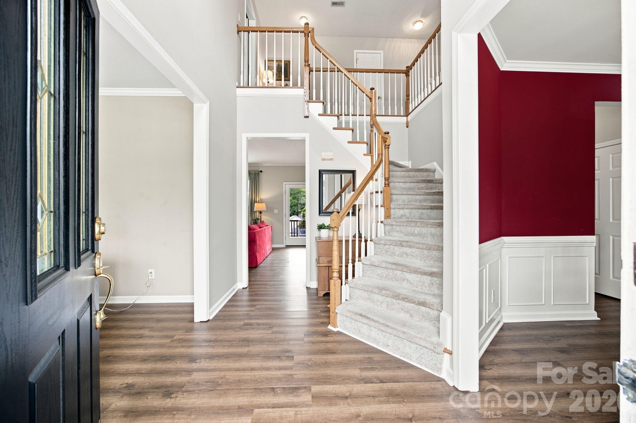 10310 Sawtimber Court Property Photo 6