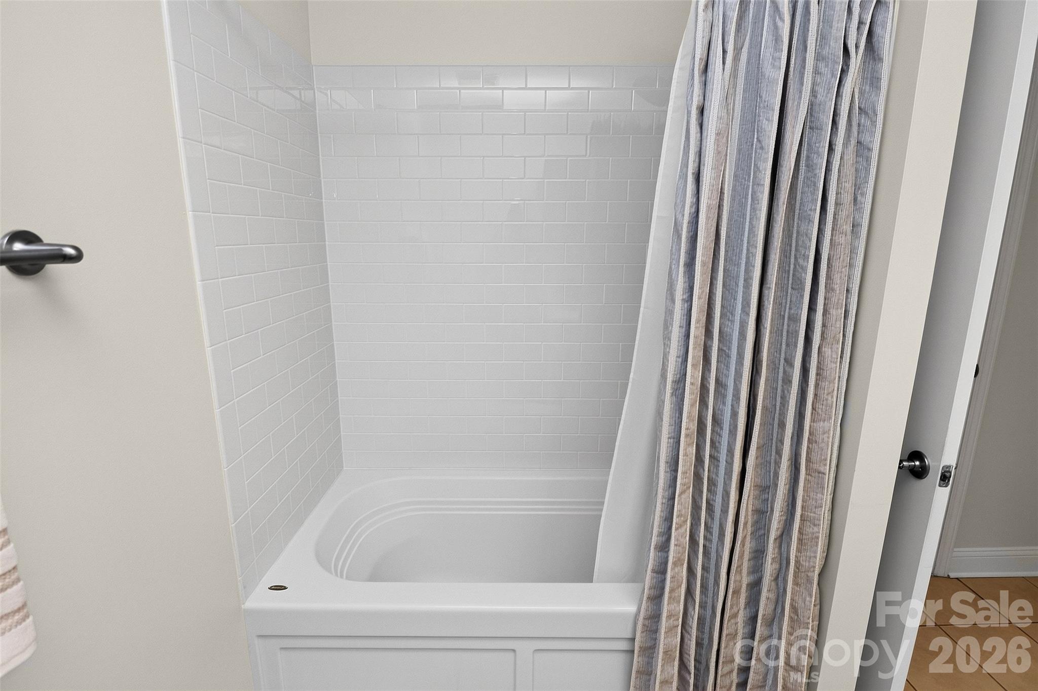 300 W 5th Street 709 Property Photo 32
