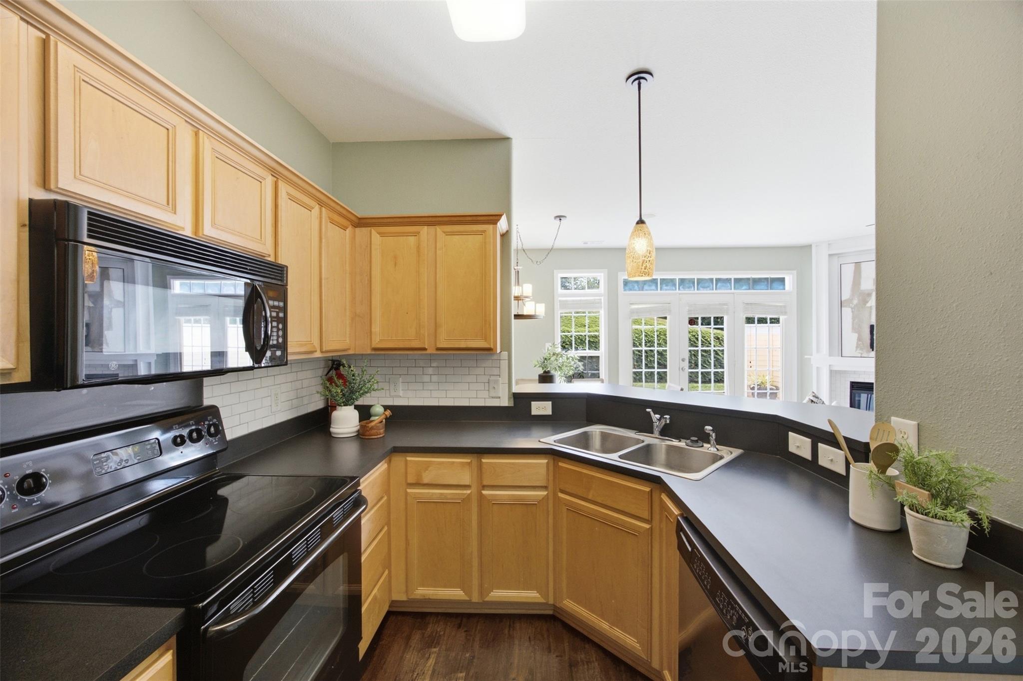 6040 Black Heath Drive Property Photo 16