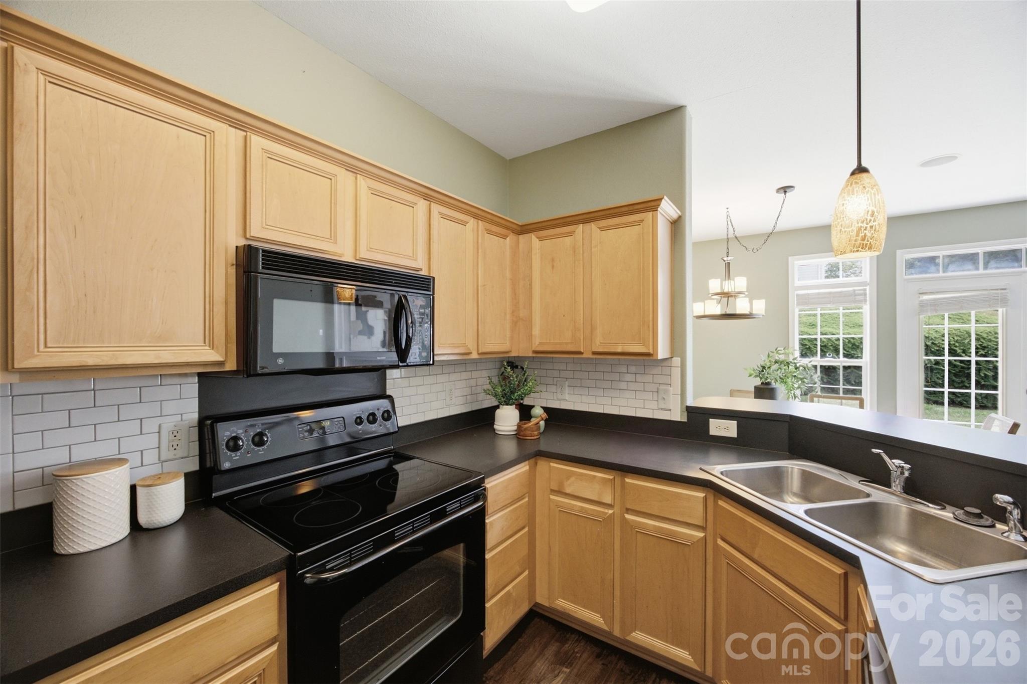 6040 Black Heath Drive Property Photo 17