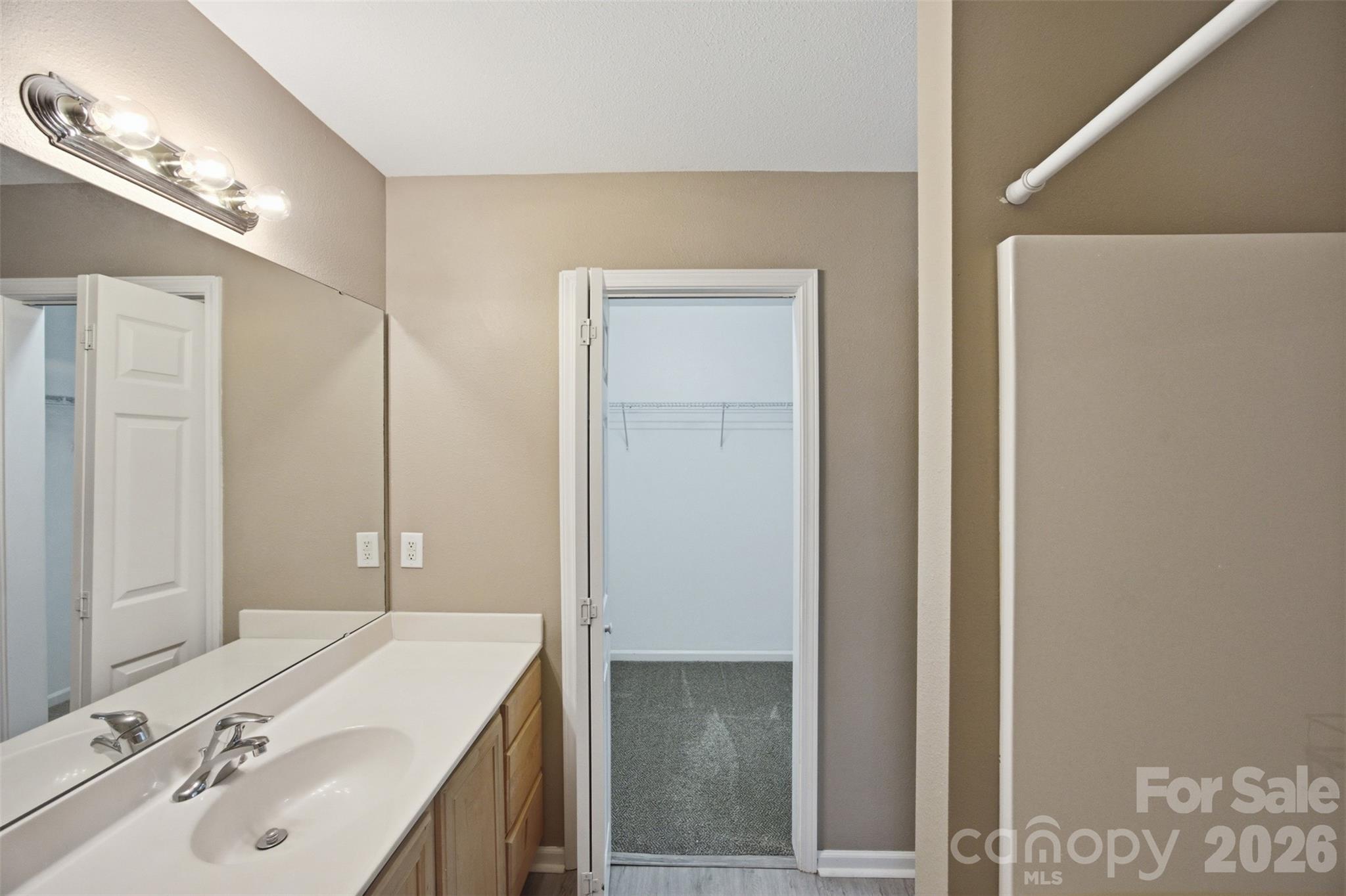 6040 Black Heath Drive Property Photo 30