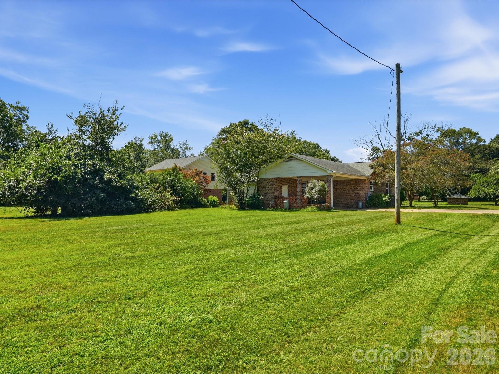 14232 Springwater Drive Property Photo 12