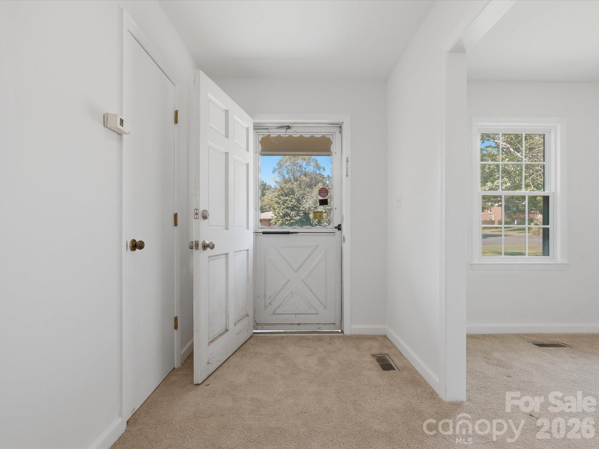 14232 Springwater Drive Property Photo 13