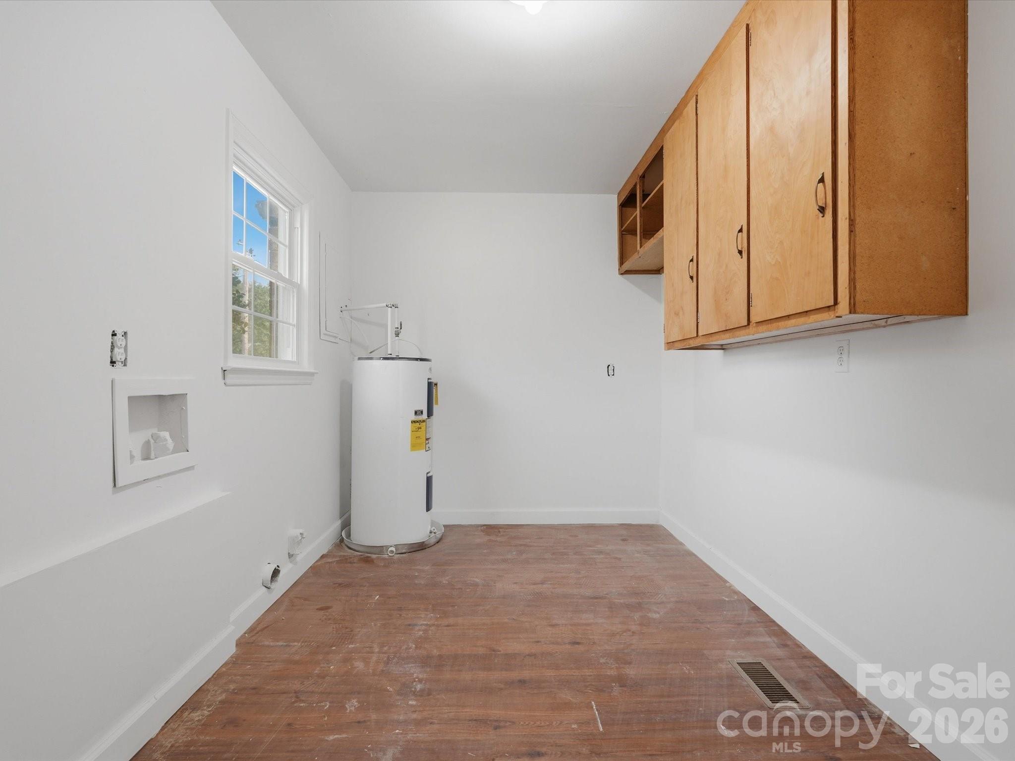 14232 Springwater Drive Property Photo 19