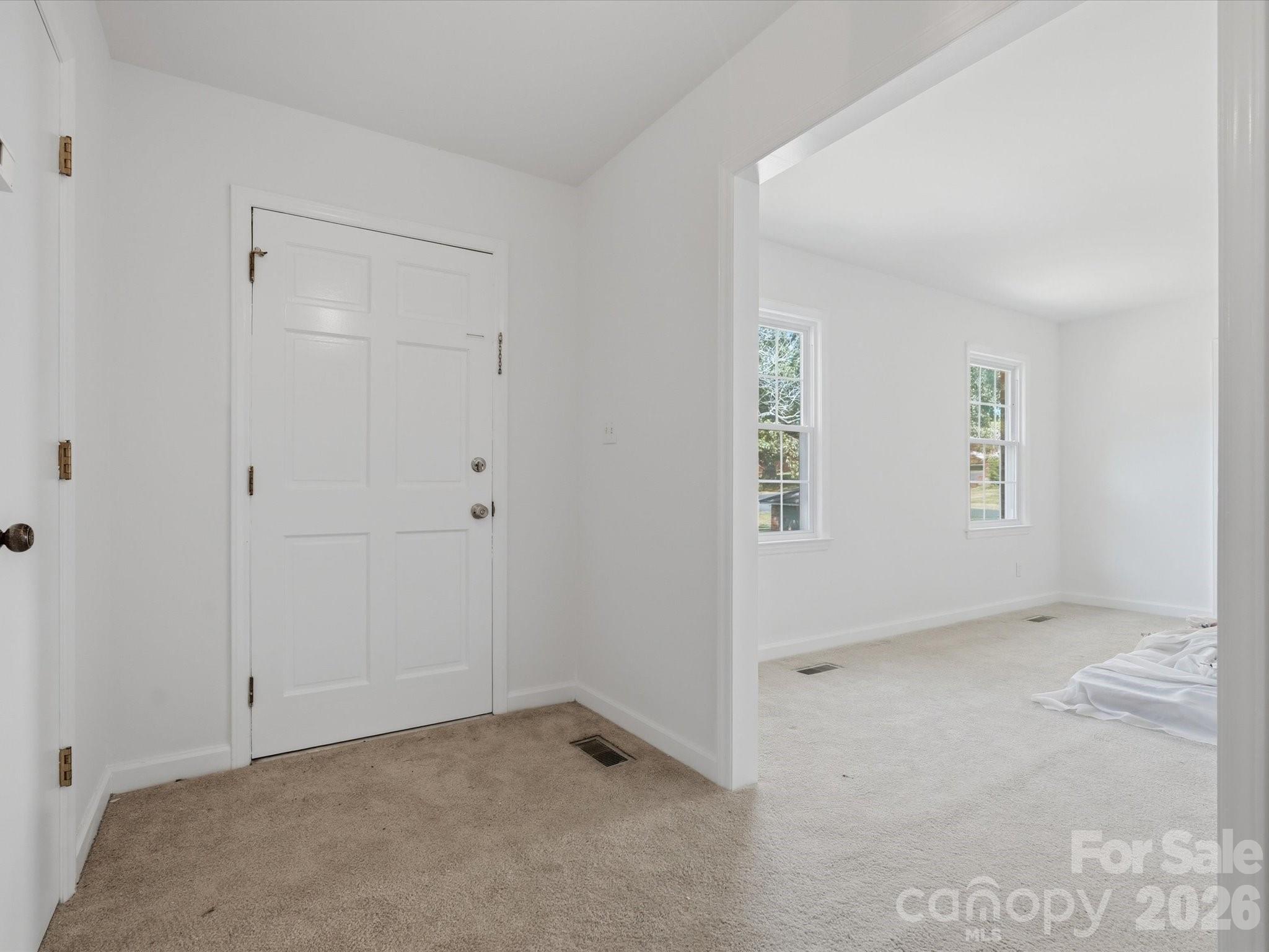 14232 Springwater Drive Property Photo 20