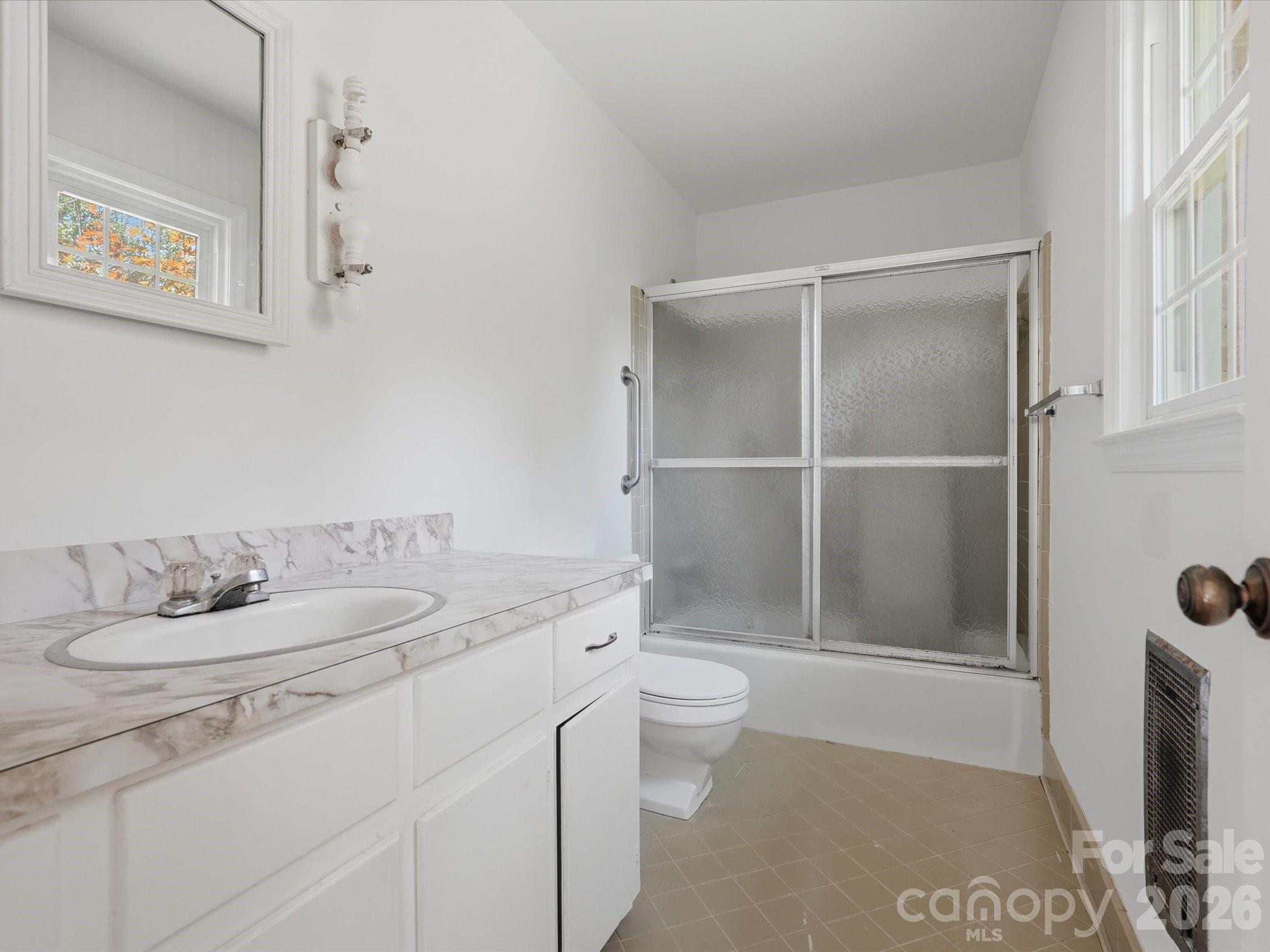 14232 Springwater Drive Property Photo 25