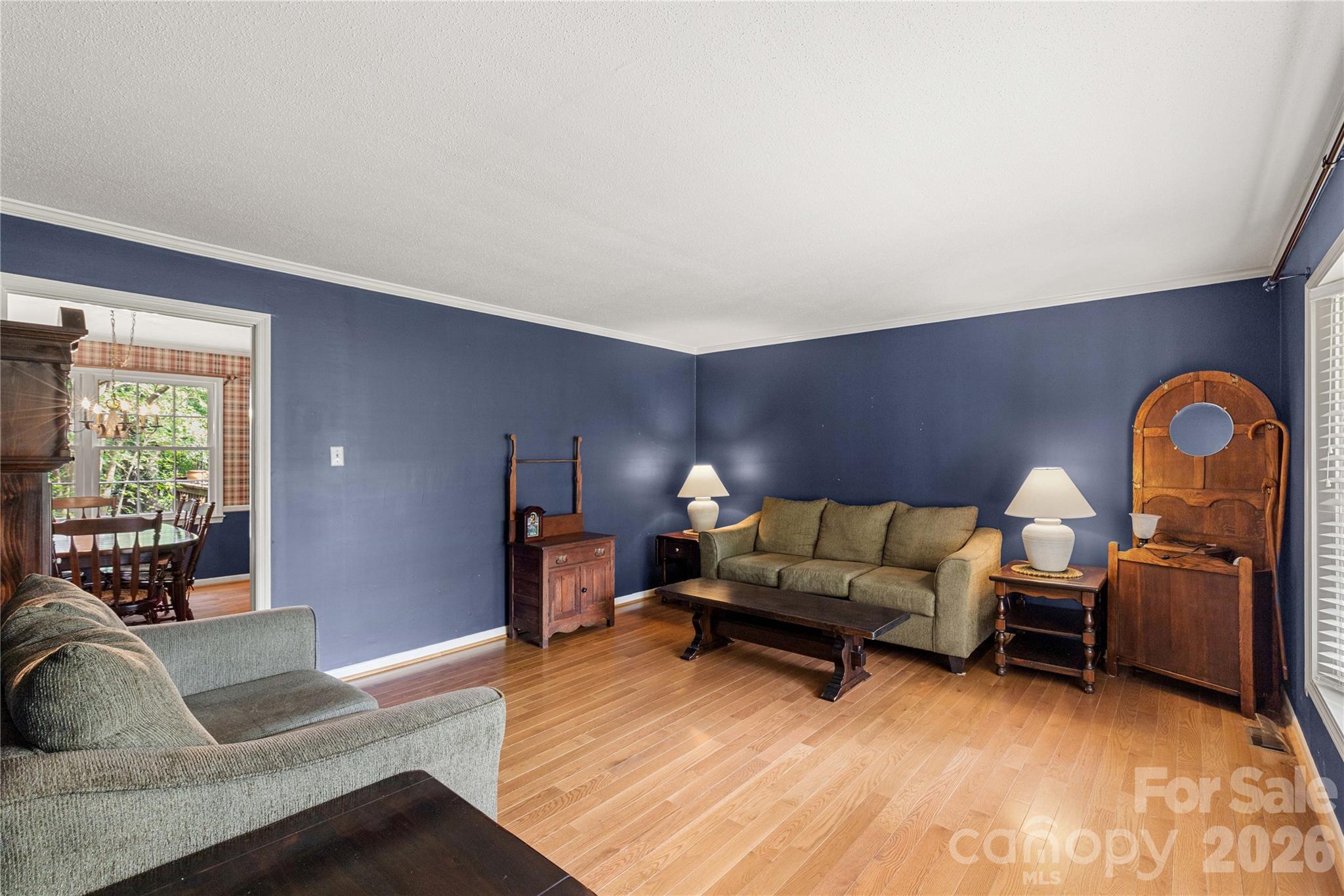 1214 Hawthorne Road Property Photo 4