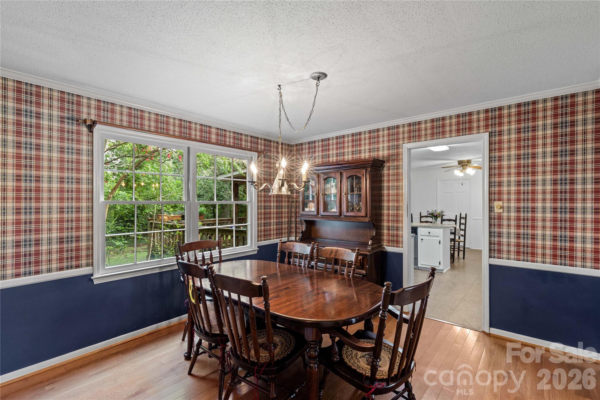 1214 Hawthorne Road Property Photo 6