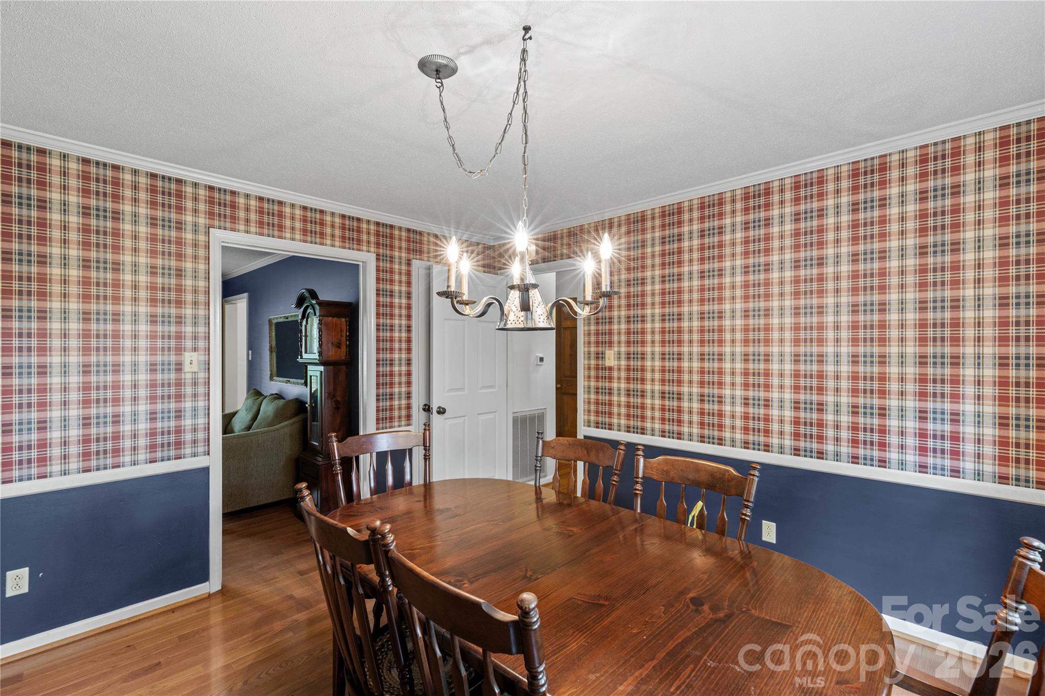 1214 Hawthorne Road Property Photo 7