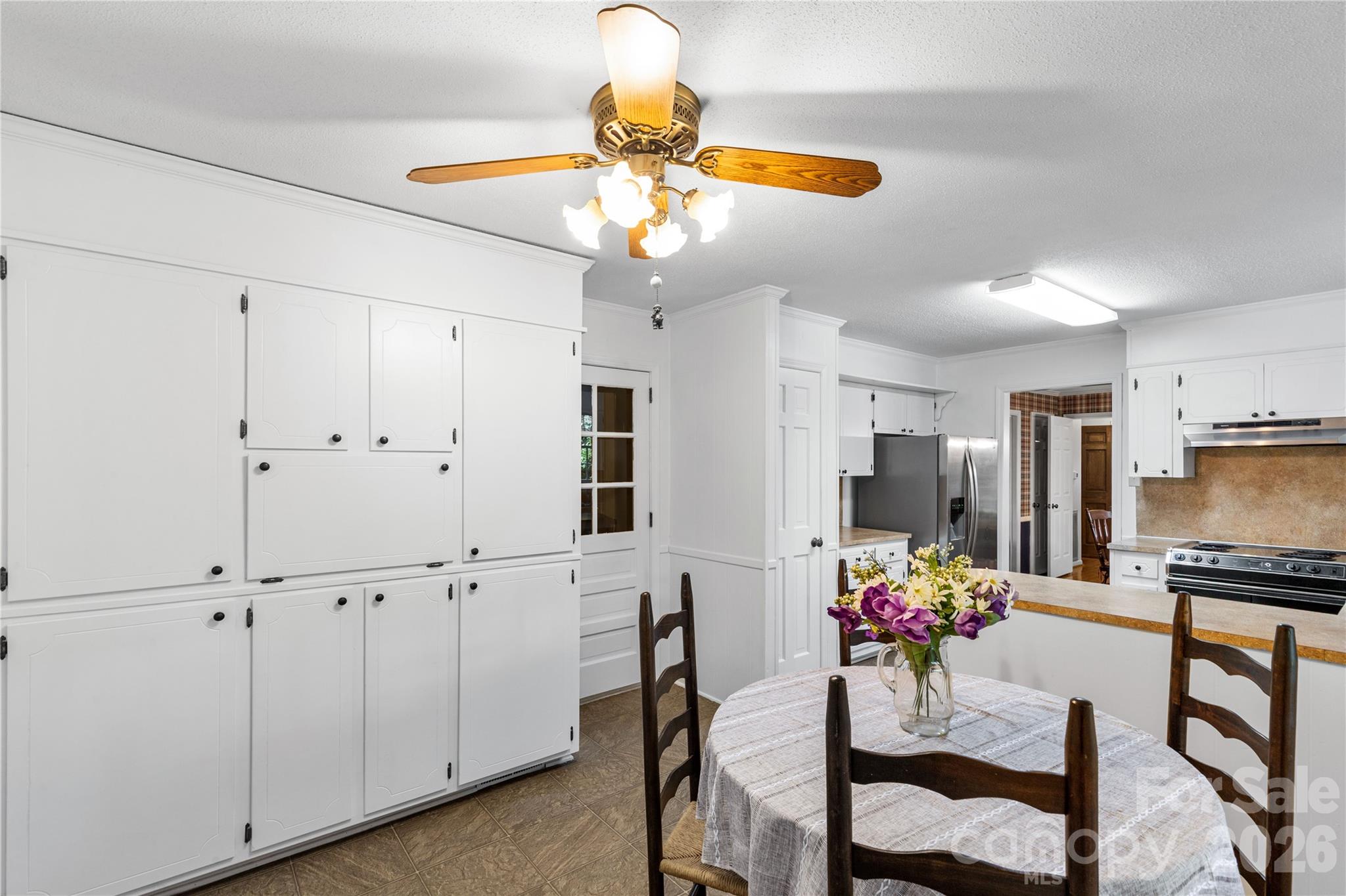 1214 Hawthorne Road Property Photo 11
