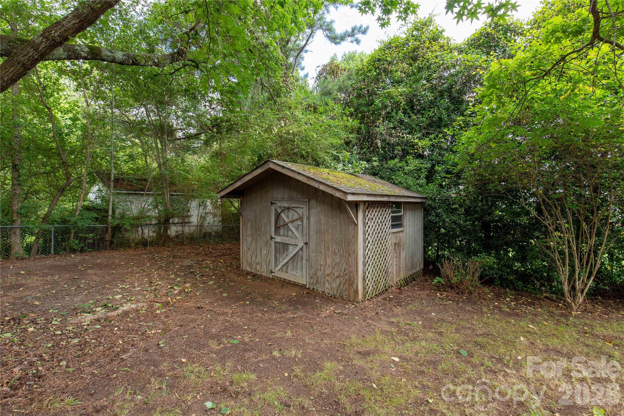 1214 Hawthorne Road Property Photo 33