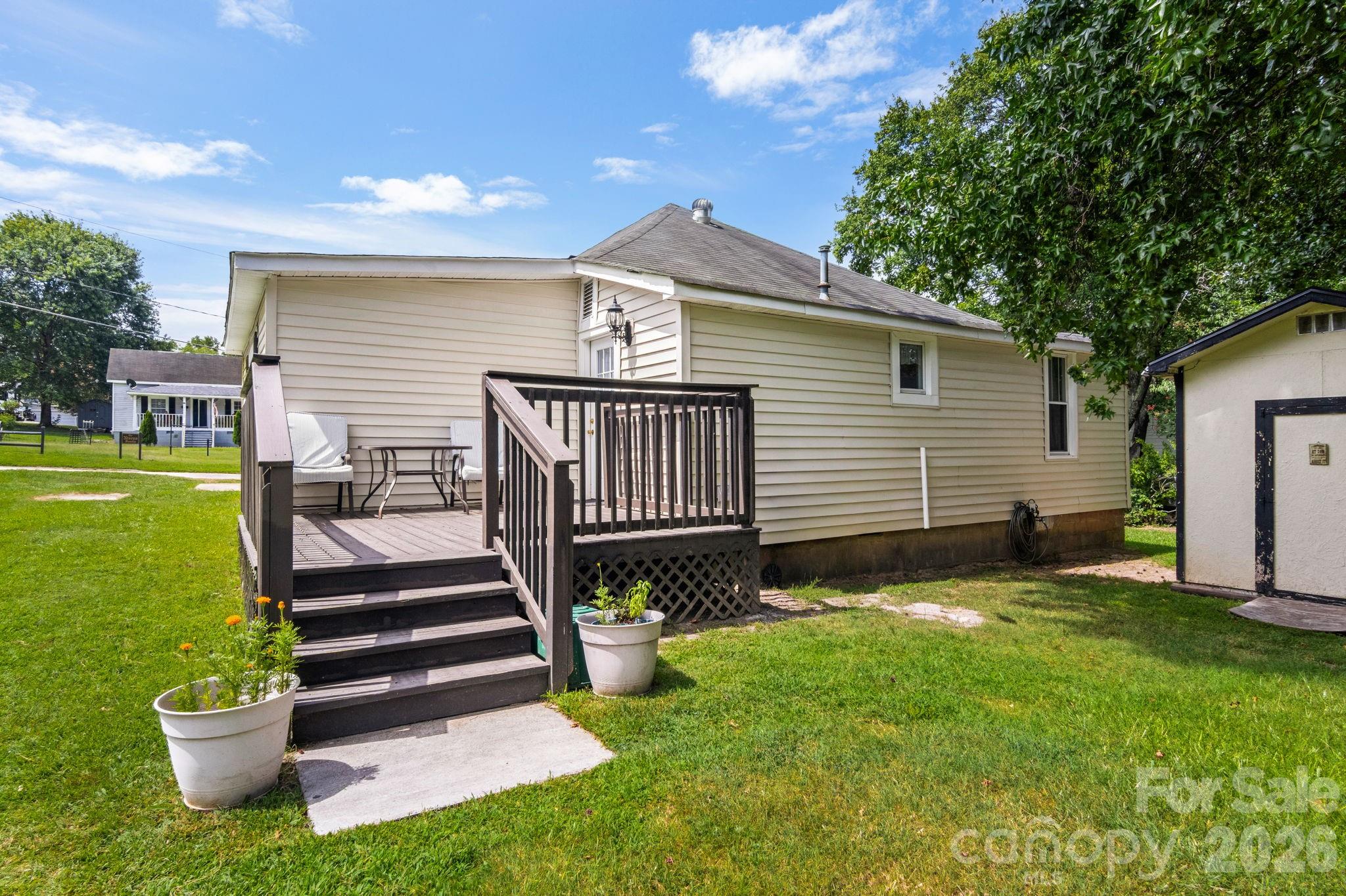 108 Richland Street Property Photo 21