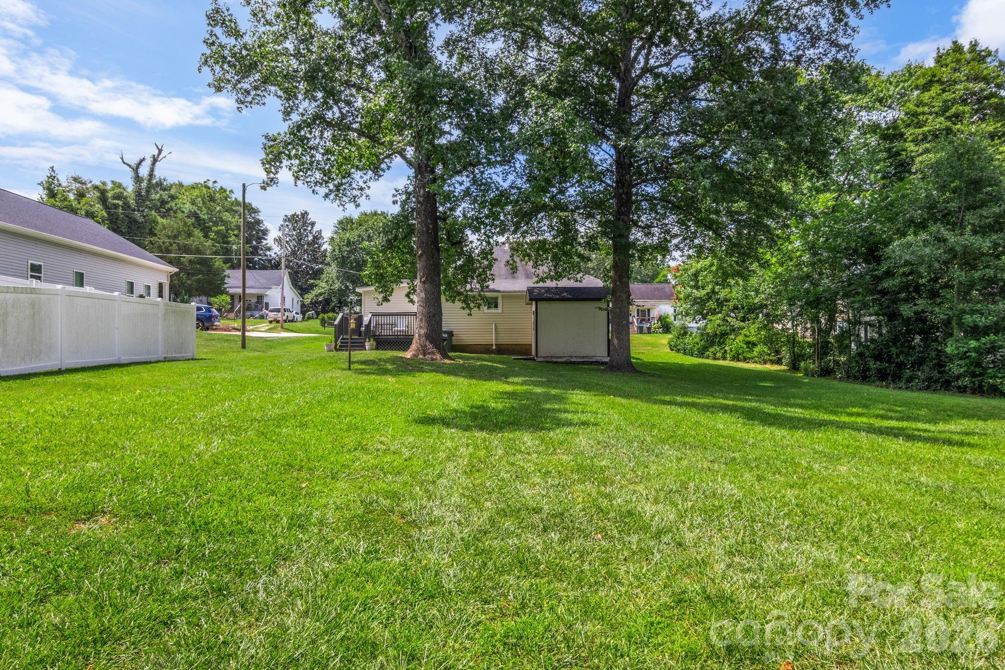 108 Richland Street Property Photo 25