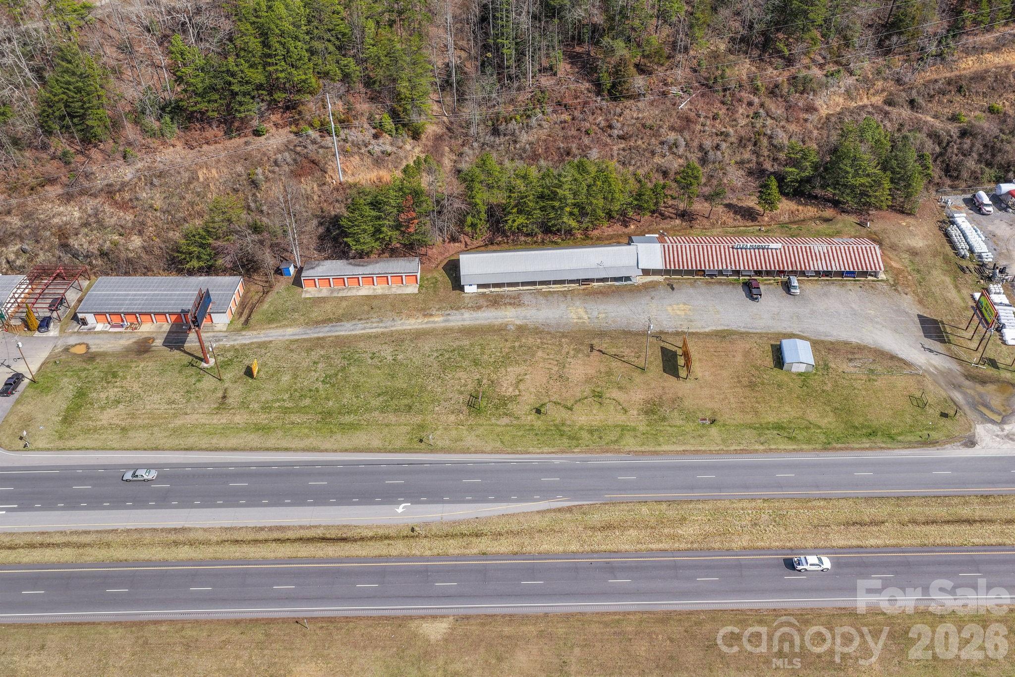 5262-5264 Us 74 Highway Property Photo 2