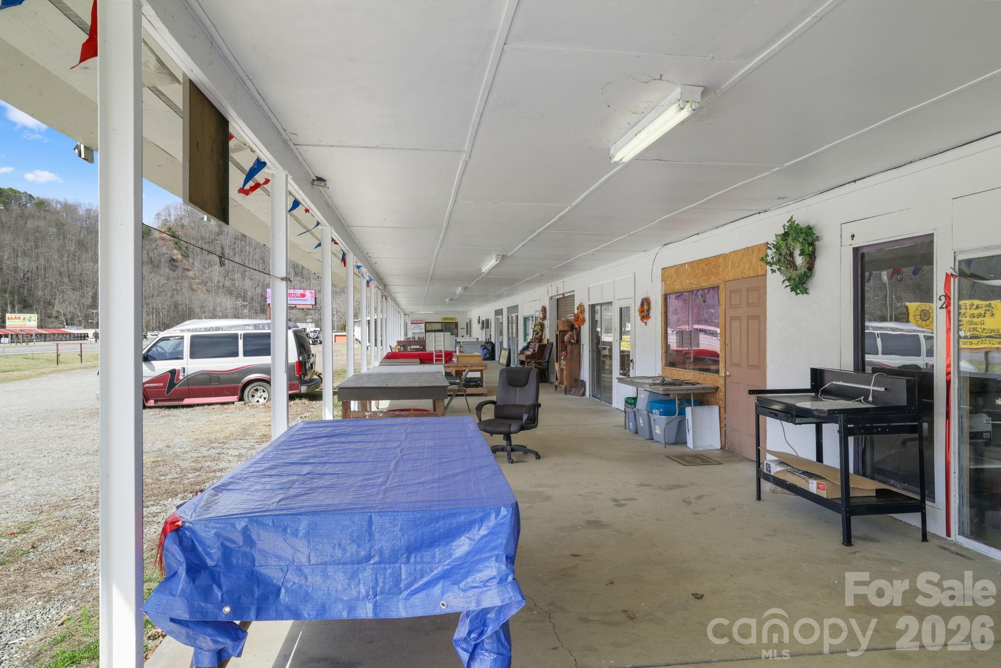 5262-5264 Us 74 Highway Property Photo 13