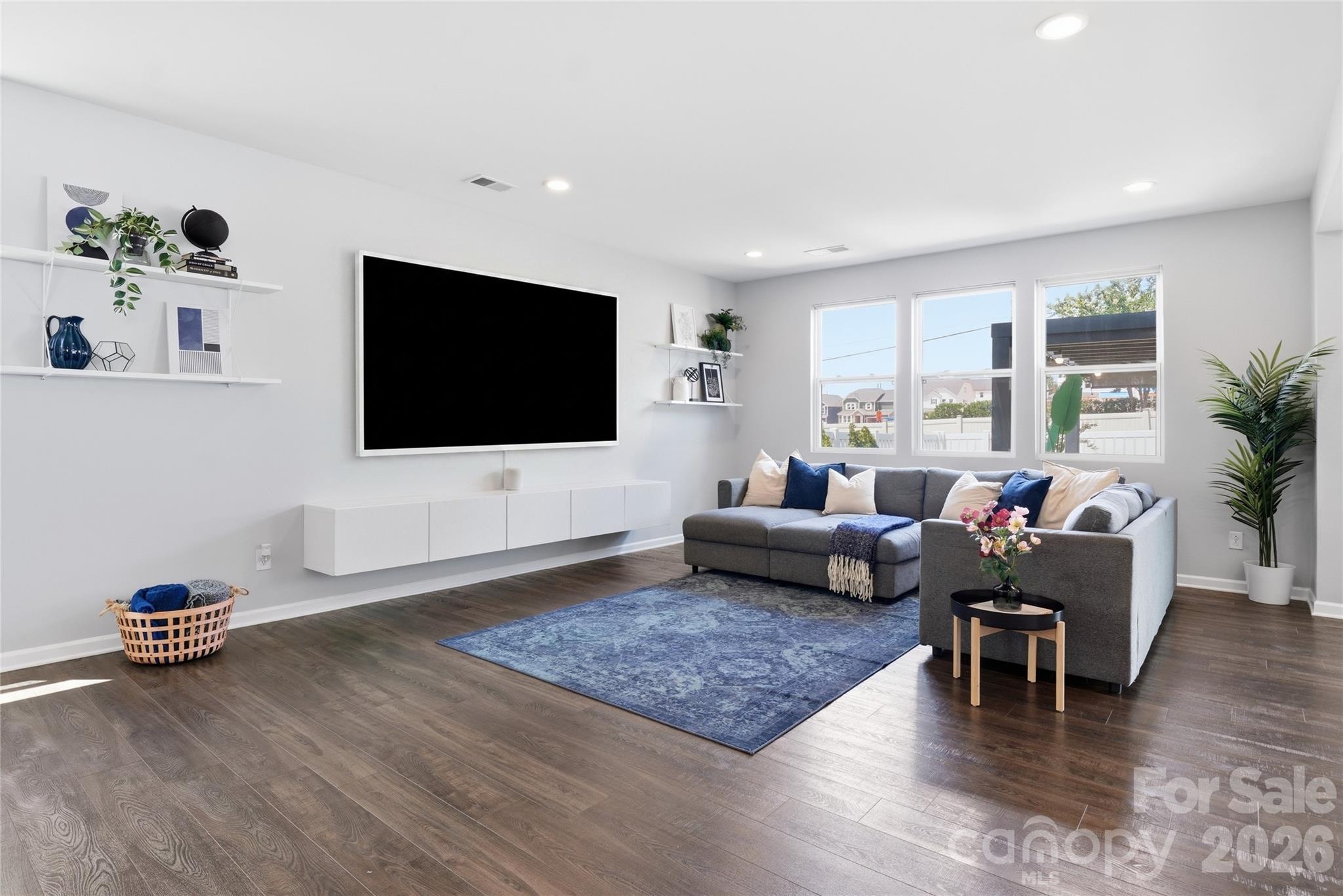 14011 Ridgewater Way Property Photo 4