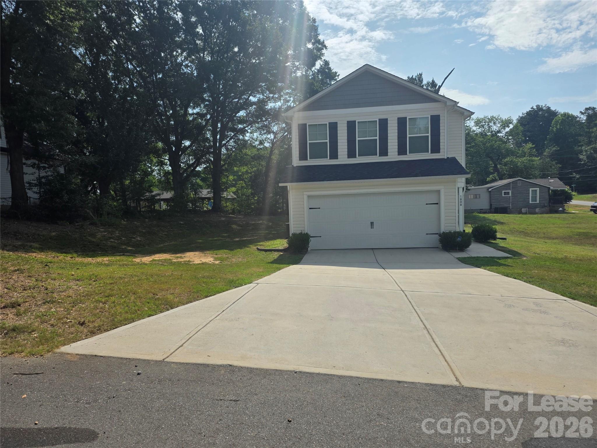 1808 Hart Street Property Photo 2