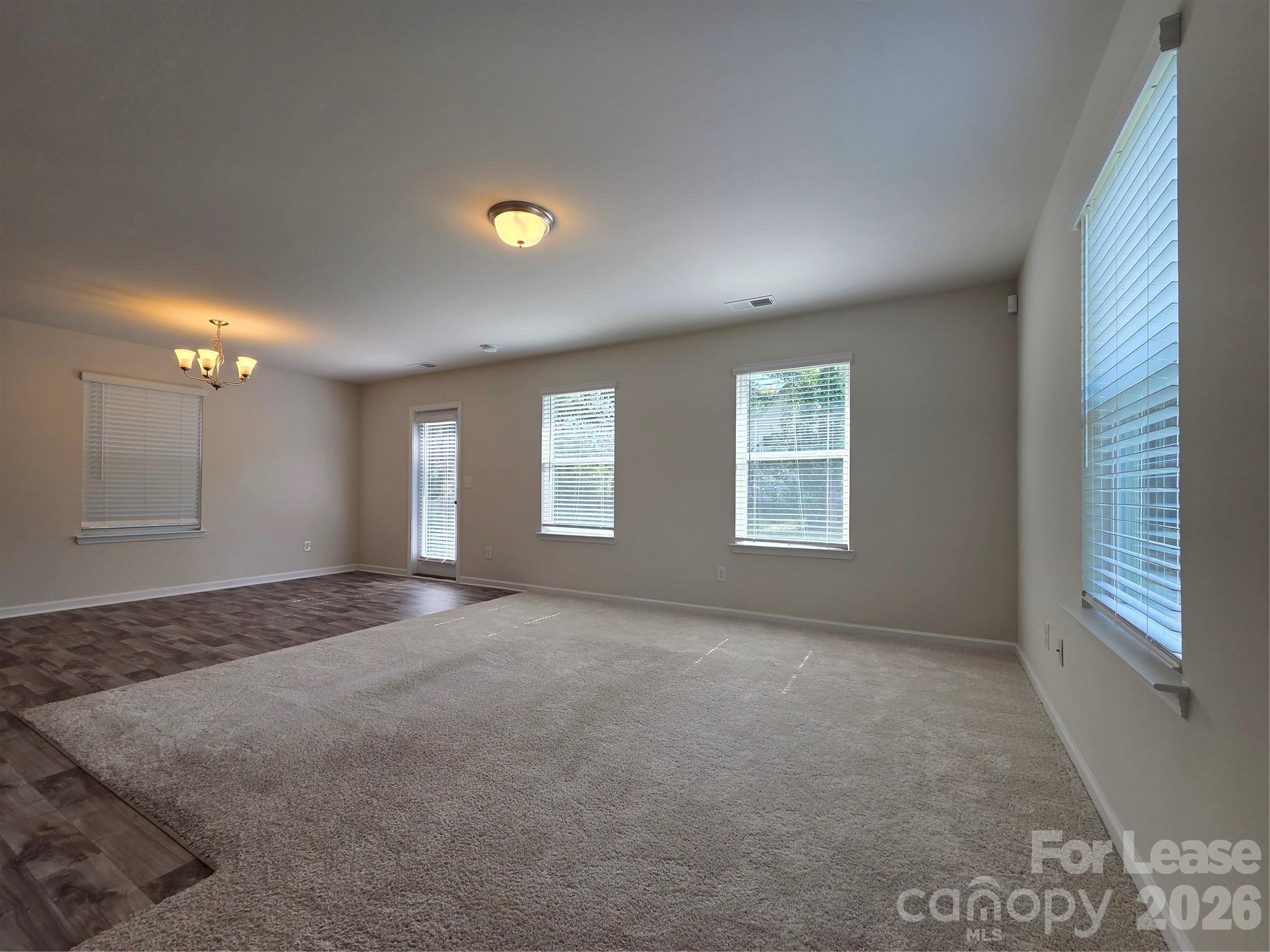 1808 Hart Street Property Photo 6