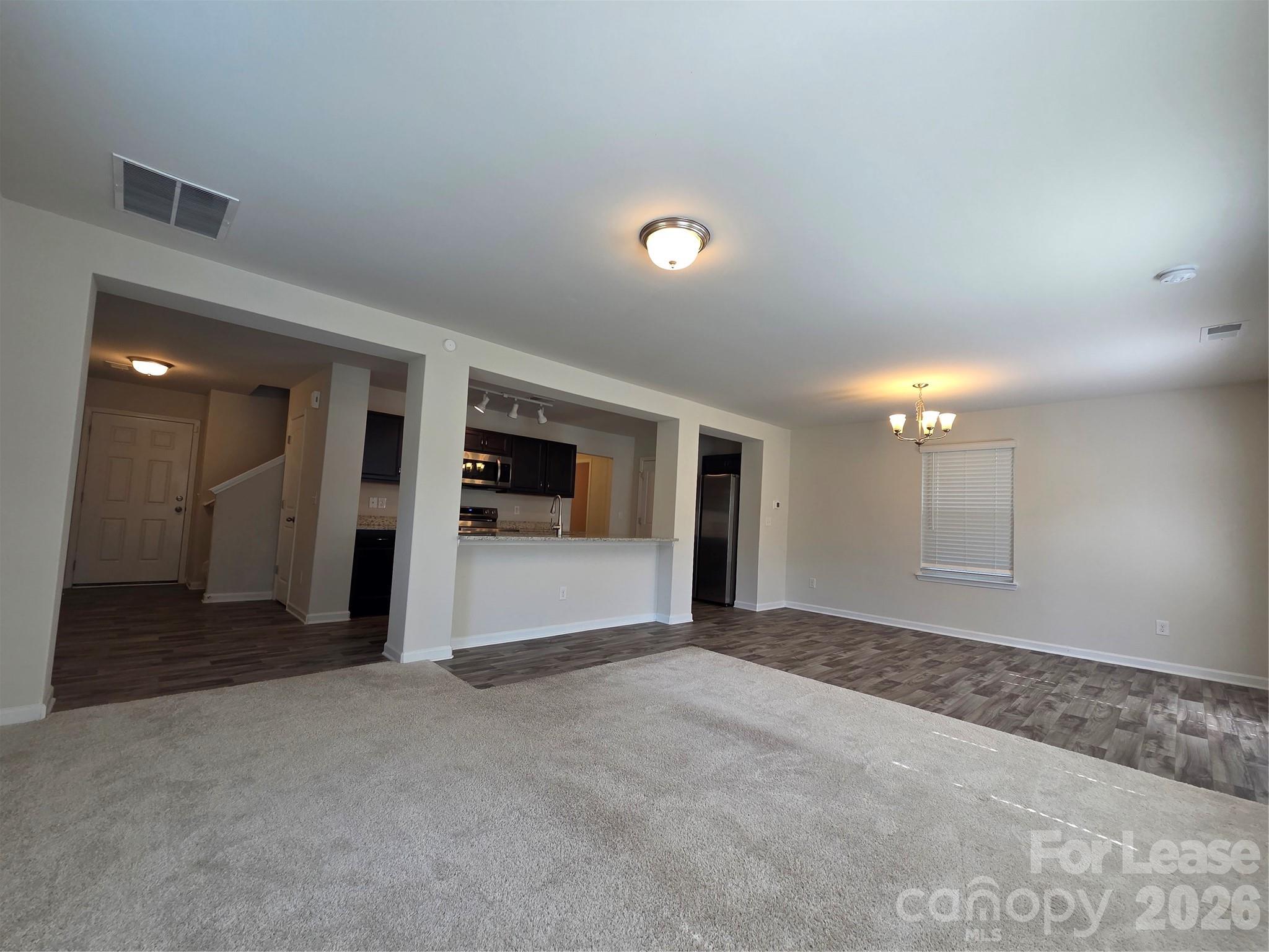 1808 Hart Street Property Photo 8