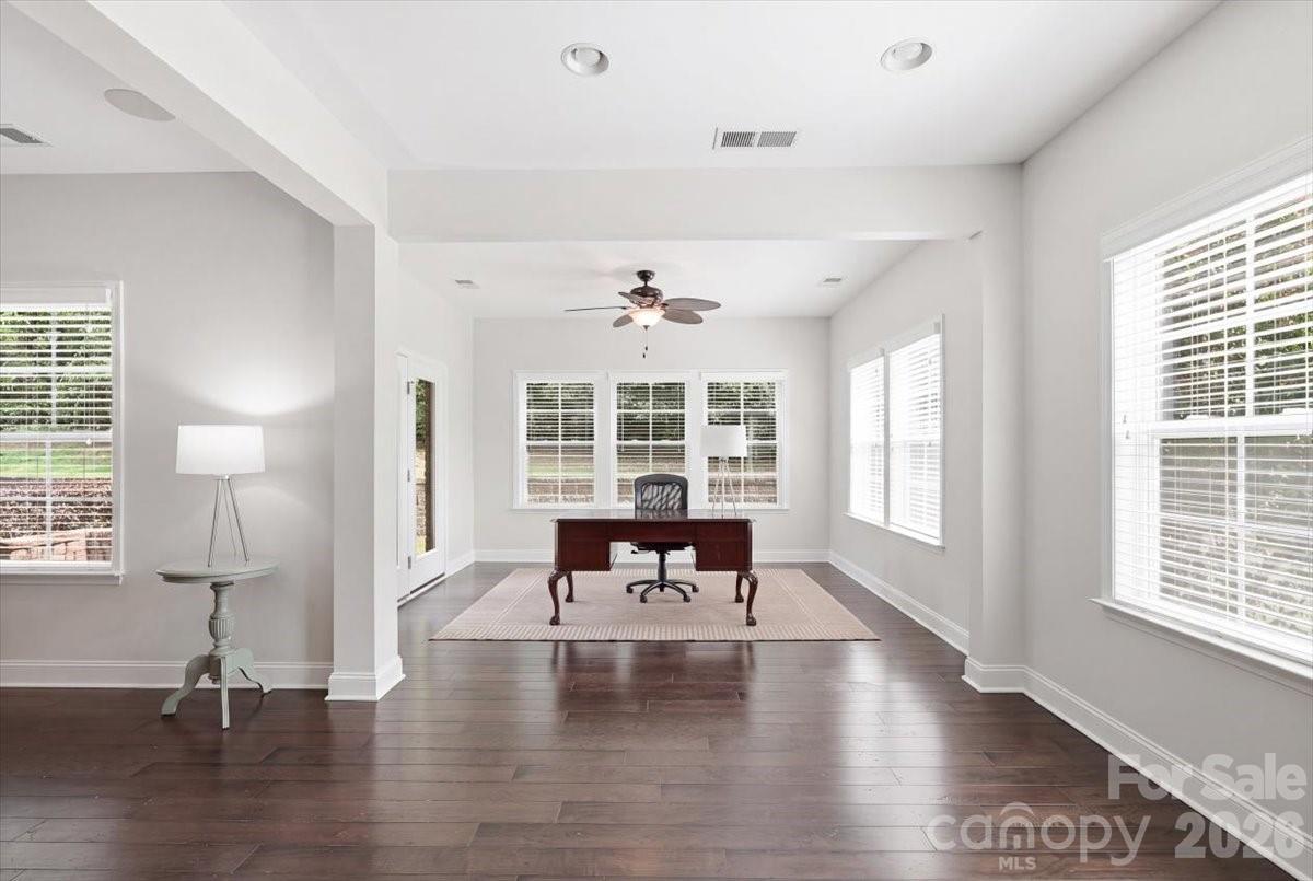 2666 Stonewood View Property Photo 12