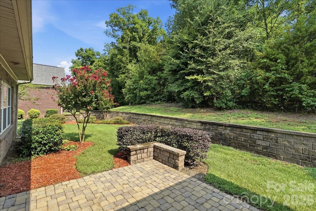 2666 Stonewood View Property Photo 28