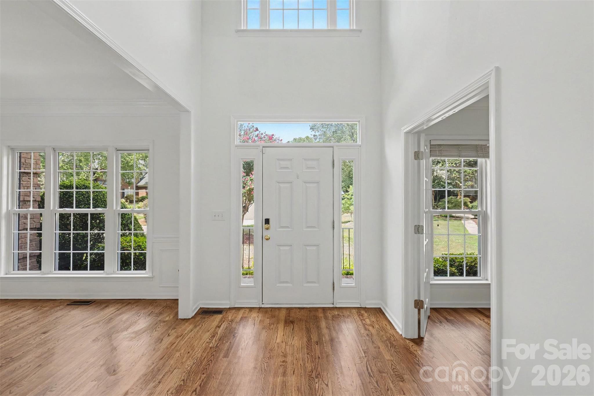 4523 Brent Wood Drive Property Photo 4