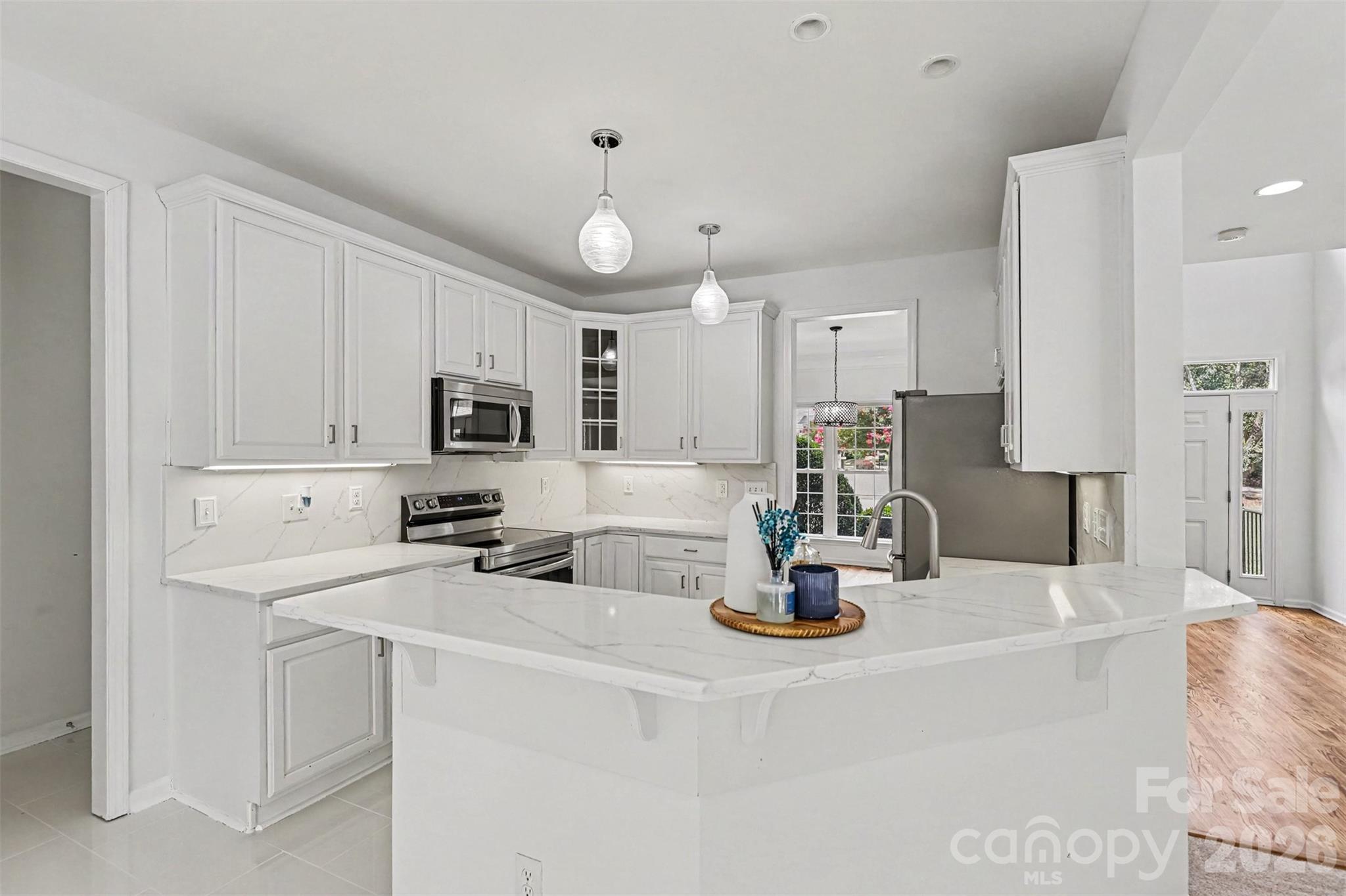 4523 Brent Wood Drive Property Photo 13