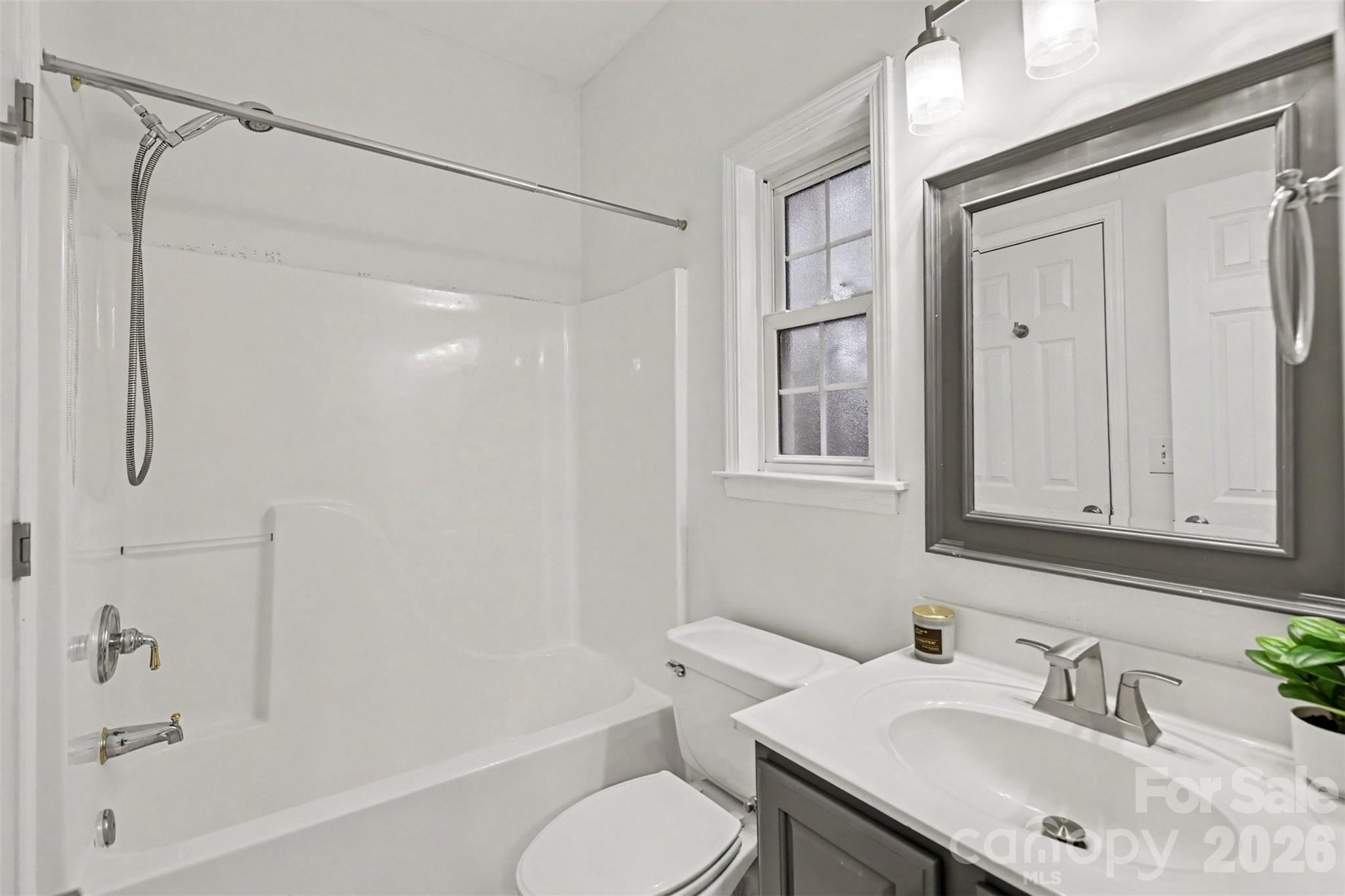 4523 Brent Wood Drive Property Photo 34