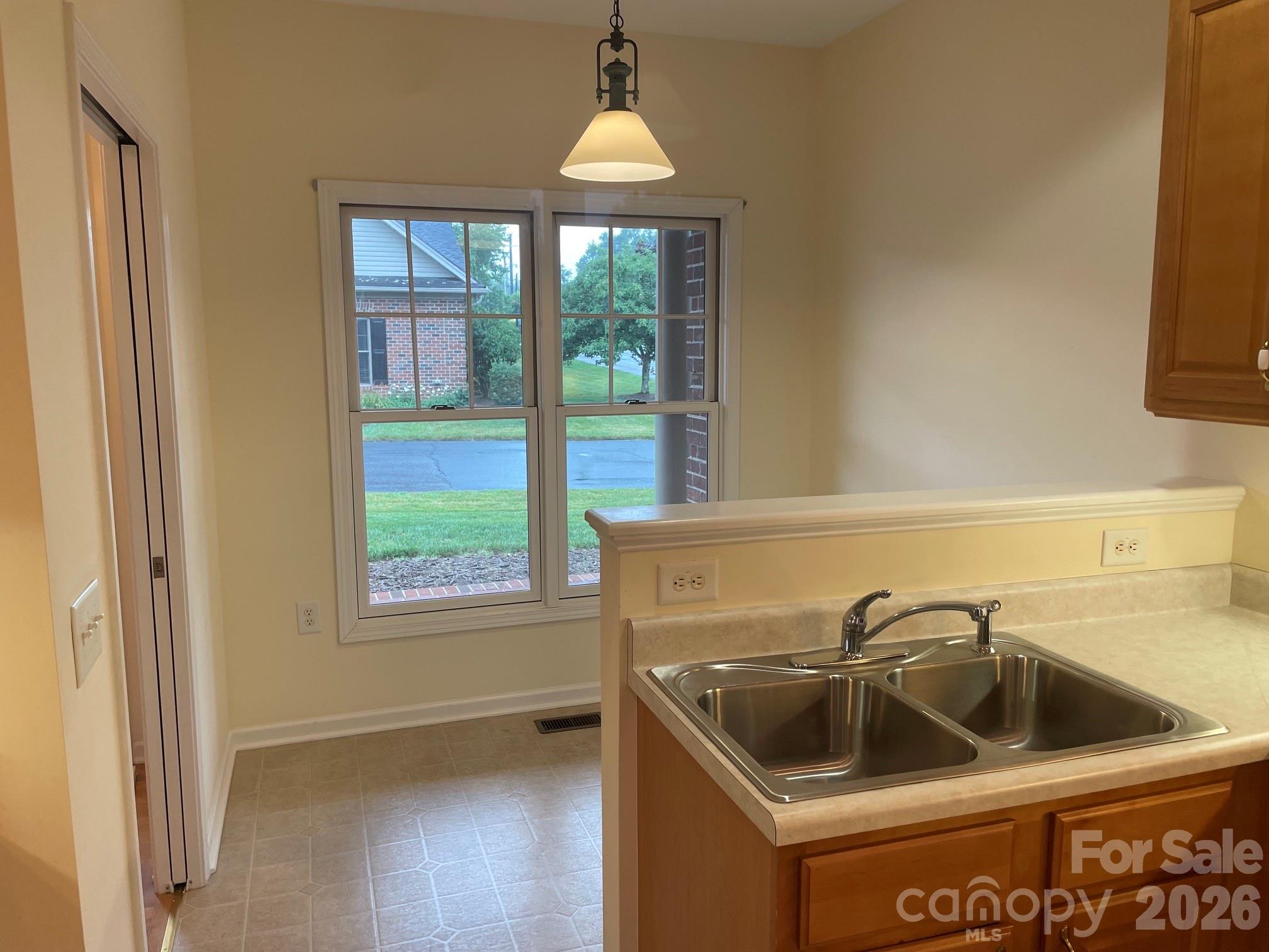 513 26th Avenue Property Photo 10