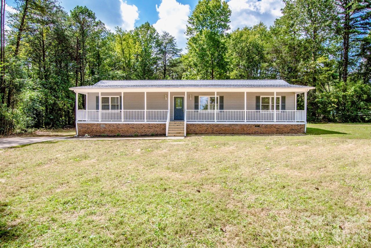 7730 Deer Track Drive Property Photo 8