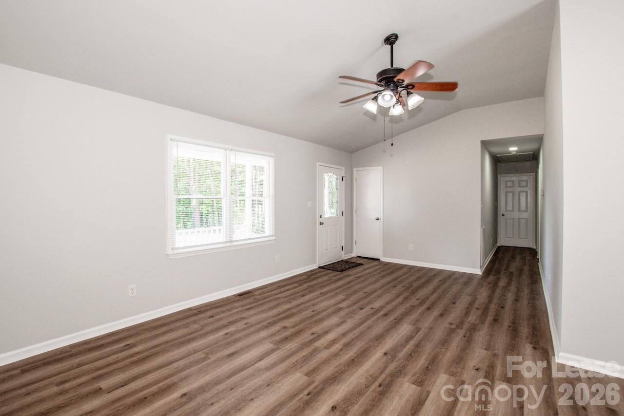 7730 Deer Track Drive Property Photo 12