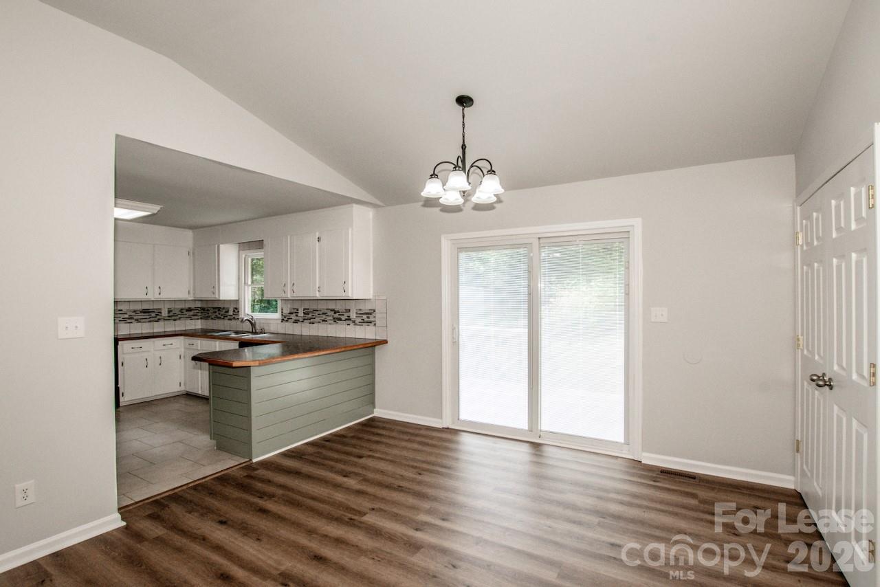7730 Deer Track Drive Property Photo 17