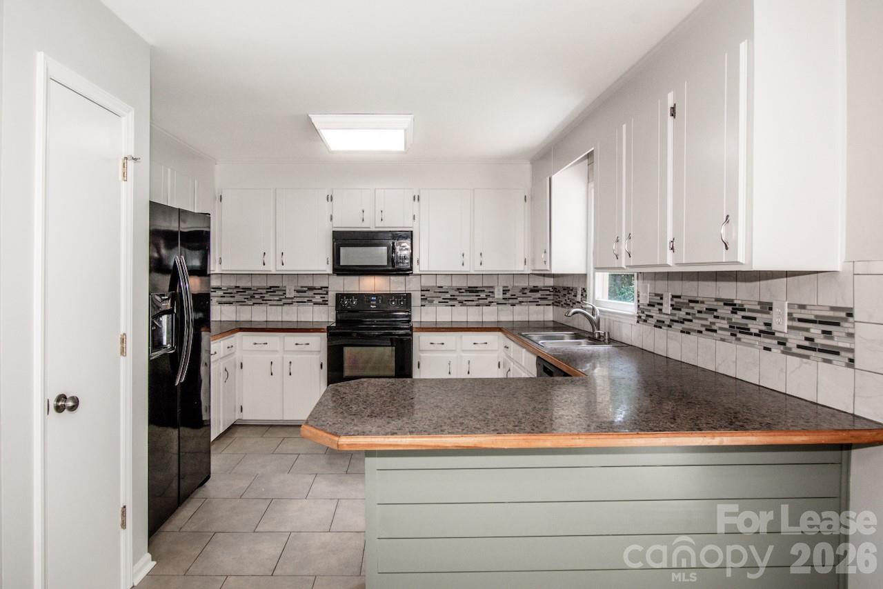 7730 Deer Track Drive Property Photo 18