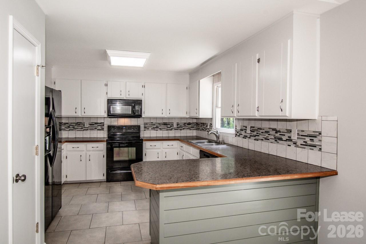 7730 Deer Track Drive Property Photo 19