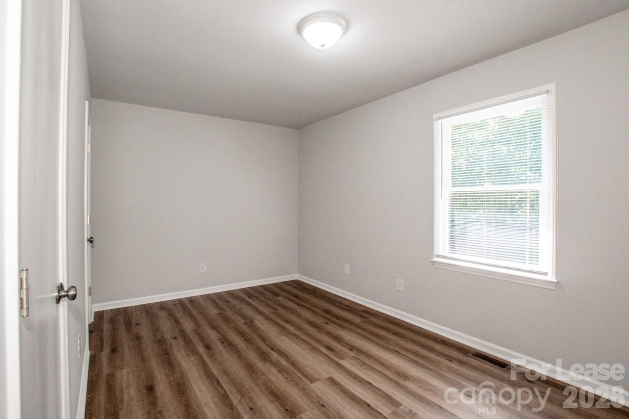 7730 Deer Track Drive Property Photo 37